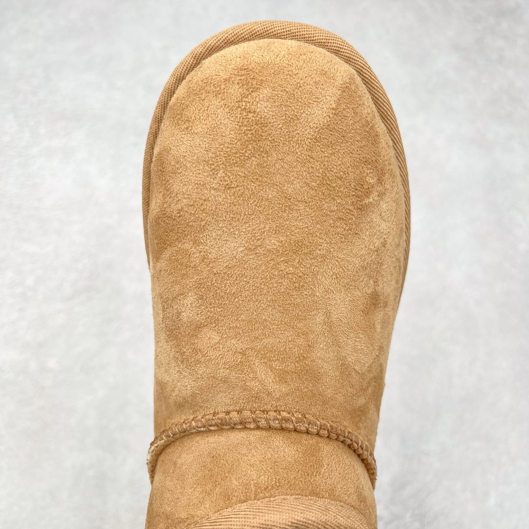 图片[4]-＃K版 UGG 5092经典秋冬羊皮毛一体雪地靴 私人订单价格匠心定位 桑坡八年大厂直供 拒绝高利润 区别杀猪版本 隆丰A级澳洲进口羊皮毛一体 完全遵循ZP工艺流程 代工厂原厂版师 秉承无原鞋不开发选择 注重每一处细节 市面最正版型 TREADLITE\\\”轻翼\\\”科技外底 轻便/耐用/柔韧/桩型【售后郑重承诺】一个月内若出现重大脱胶/断底等质量问题 直接为您换新 翻毛皮鞋面 细腻亲肤再生聚酯纤维滚边 舒适易打理 保暖性佳 UGG plush™ 里衬和内底 茸软亲肤 舒适暖足 经典鞋型搭配轻盈厚底 稳稳拿捏秋冬出街时髦造型 Treadlite by UGG 轻翼大底 轻盈缓震 为双足减负 舒适轻便 助你轻松畅玩整天 尺码：35 36 37 38 39 40-选品中心