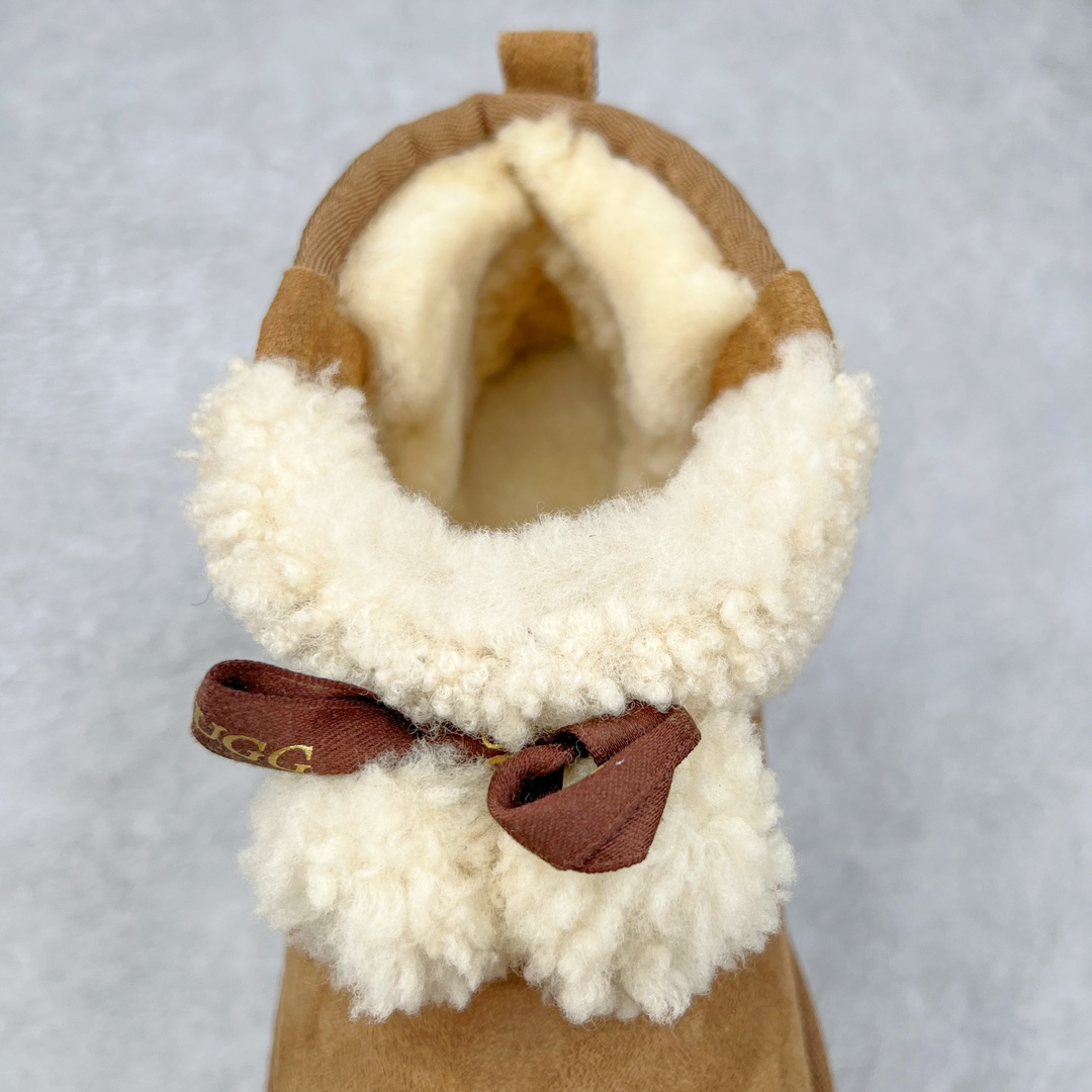 图片[5]-＃K版 UGG 6109经典秋冬羊皮毛一体雪地靴 私人订单价格匠心定位 桑坡八年大厂直供 拒绝高利润 区别杀猪版本 隆丰A级澳洲进口羊皮毛一体 完全遵循ZP工艺流程 代工厂原厂版师 秉承无原鞋不开发选择 注重每一处细节 市面最正版型 TREADLITE\\\”轻翼\\\”科技外底 轻便/耐用/柔韧/桩型【售后郑重承诺】一个月内若出现重大脱胶/断底等质量问题 直接为您换新 翻毛皮鞋面 细腻亲肤再生聚酯纤维滚边 舒适易打理 保暖性佳 UGG plush™ 里衬和内底 茸软亲肤 舒适暖足 经典鞋型搭配轻盈厚底 稳稳拿捏秋冬出街时髦造型 Treadlite by UGG 轻翼大底 轻盈缓震 为双足减负 舒适轻便 助你轻松畅玩整天 尺码：35 36 37 38 39 40-选品中心