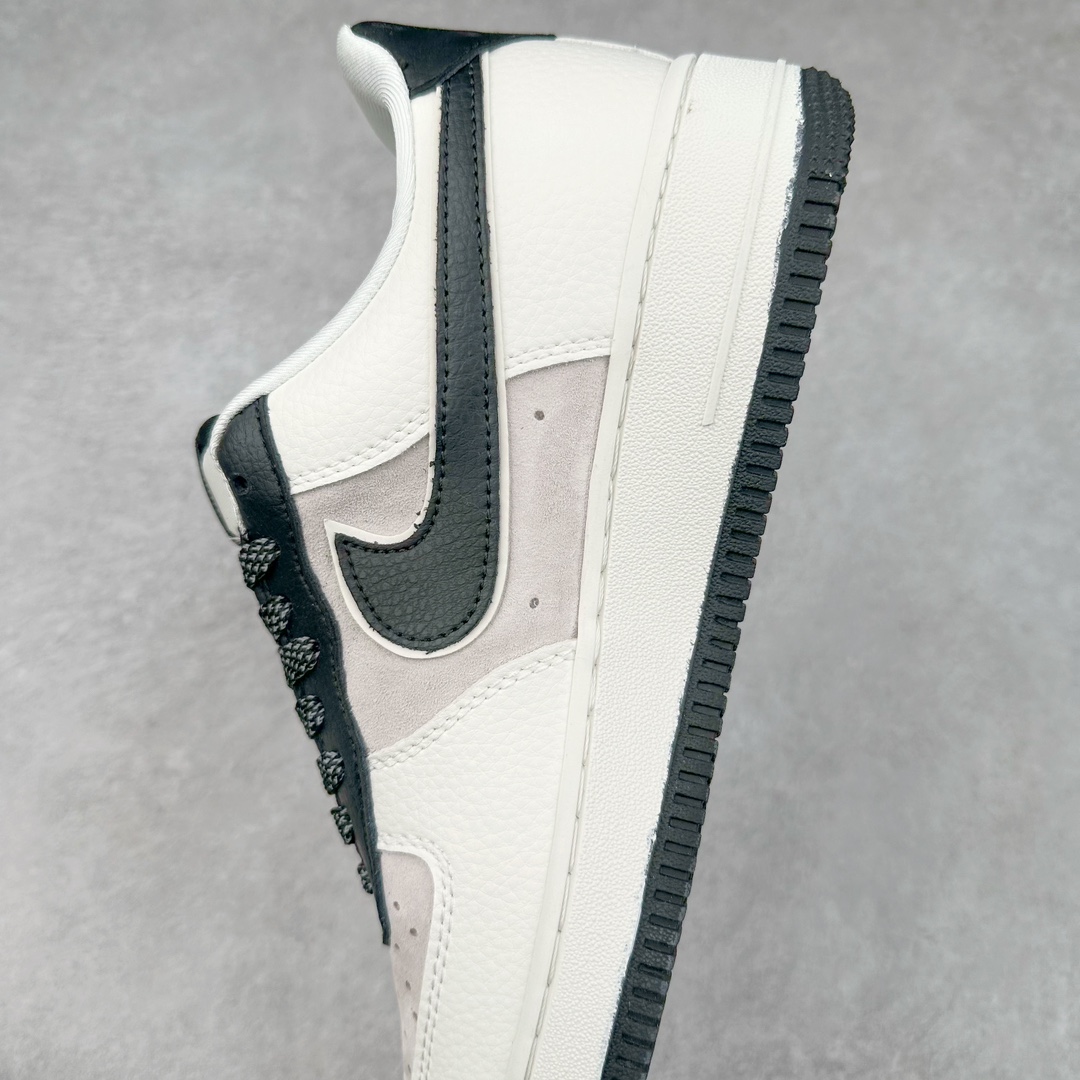 图片[7]-NK Air Force 1´07 Low 空军一号低帮百搭休闲运动板鞋 KK1988-003 柔软、弹性十足的缓震性能和出色的中底设计 横跨复古与现代的外型结合 造就出风靡全球 三十多年的Force 1 直到今天还深受青睐 尺码：36 36.5 37.5 38 38.5 39 40 40.5 41 42 42.5 43 44 44.5 45-选品中心