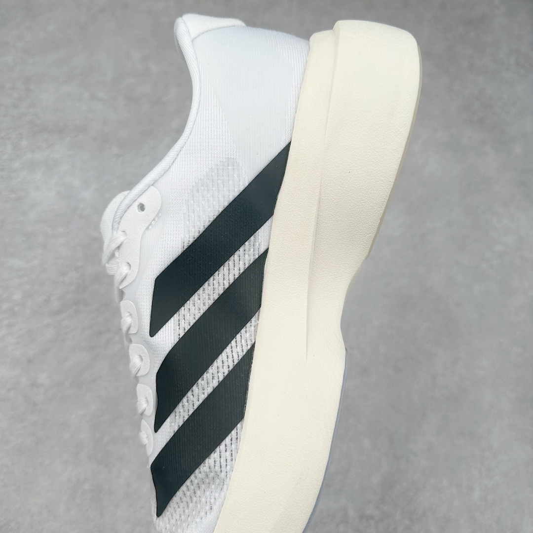 图片[7]-AD Adizero Eva SL M 零度进化版系列低帮轻便透气竞速休闲运动慢跑鞋 JH6206 相信大家对去年 adidas 横空出世的「顶级超跑」adiZero Adios Pro EVO 1 记忆犹新！不仅登顶阿迪史上最轻跑鞋宝座，更在接下来的全球马拉松赛事中，持续书写着惊人成绩，被网友戏称新一代「阿迪神鞋」全网刷屏！极简设计语言与强烈速度感和存在感的鞋侧三线，让人过目不忘，特别种草！其中定位于中长跑训练的 adidas Adizero Evo SL，整体外观造型与 adiZero Adios Pro EVO 1 非常相似。中底配置方面搭载全掌 Lightstrike Pro，鞋面采用透气网面示人，契合日常训练鞋的定位，更加耐用。外底给到了马牌橡胶，及类似上代竞速旗舰 adidas Adizero Adios Pro 3 区域分布。整体看下来无论是外观的鲜明辨识度，还是配置的扎实程度都很顶。尺码：36 36⅔ 37⅓ 38 38⅔ 39⅓ 40 40⅔ 41⅓ 42 42⅔ 43⅓ 44 45-选品中心