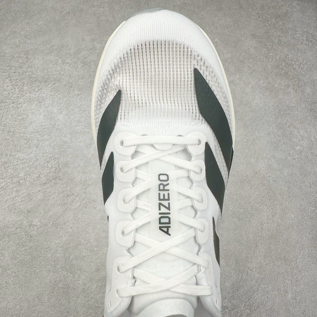 图片[4]-AD Adizero Eva SL M 零度进化版系列低帮轻便透气竞速休闲运动慢跑鞋 JH6206 相信大家对去年 adidas 横空出世的「顶级超跑」adiZero Adios Pro EVO 1 记忆犹新！不仅登顶阿迪史上最轻跑鞋宝座，更在接下来的全球马拉松赛事中，持续书写着惊人成绩，被网友戏称新一代「阿迪神鞋」全网刷屏！极简设计语言与强烈速度感和存在感的鞋侧三线，让人过目不忘，特别种草！其中定位于中长跑训练的 adidas Adizero Evo SL，整体外观造型与 adiZero Adios Pro EVO 1 非常相似。中底配置方面搭载全掌 Lightstrike Pro，鞋面采用透气网面示人，契合日常训练鞋的定位，更加耐用。外底给到了马牌橡胶，及类似上代竞速旗舰 adidas Adizero Adios Pro 3 区域分布。整体看下来无论是外观的鲜明辨识度，还是配置的扎实程度都很顶。尺码：36 36⅔ 37⅓ 38 38⅔ 39⅓ 40 40⅔ 41⅓ 42 42⅔ 43⅓ 44 45-选品中心