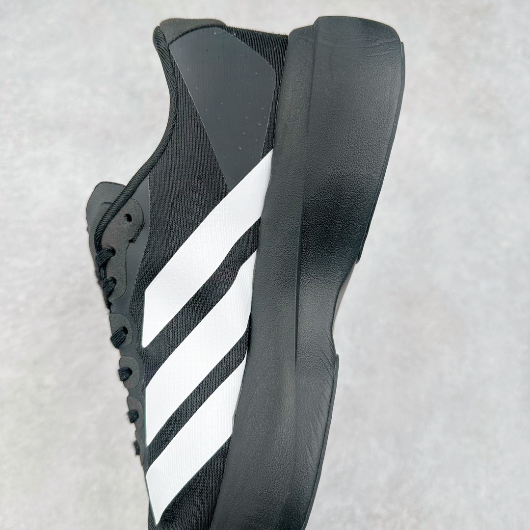 图片[7]-AD Adizero Eva SL M 零度进化版系列低帮轻便透气竞速休闲运动慢跑鞋 JP7149 相信大家对去年 adidas 横空出世的「顶级超跑」adiZero Adios Pro EVO 1 记忆犹新！不仅登顶阿迪史上最轻跑鞋宝座，更在接下来的全球马拉松赛事中，持续书写着惊人成绩，被网友戏称新一代「阿迪神鞋」全网刷屏！极简设计语言与强烈速度感和存在感的鞋侧三线，让人过目不忘，特别种草！其中定位于中长跑训练的 adidas Adizero Evo SL，整体外观造型与 adiZero Adios Pro EVO 1 非常相似。中底配置方面搭载全掌 Lightstrike Pro，鞋面采用透气网面示人，契合日常训练鞋的定位，更加耐用。外底给到了马牌橡胶，及类似上代竞速旗舰 adidas Adizero Adios Pro 3 区域分布。整体看下来无论是外观的鲜明辨识度，还是配置的扎实程度都很顶。尺码：36 36⅔ 37⅓ 38 38⅔ 39⅓ 40 40⅔ 41⅓ 42 42⅔ 43⅓ 44 45-选品中心