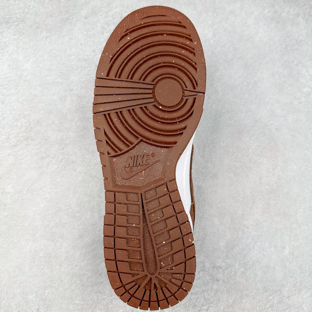 图片[9]-＃F版 NK Dunk Low 棕白 HJ7673-001 性价比王者 极限压缩利润空间 超乎所想的高性价比 用料绝不含糊 原盒原配 正确耐磨橡胶大底 超高清洁度 全鞋零毛边皮料切割 全套原楦原模倾力打造完美版型 尺码：36 36.5 37.5 38 38.5 39 40 40.5 41 42 42.5 43 44 44.5 45 46 47.5-选品中心