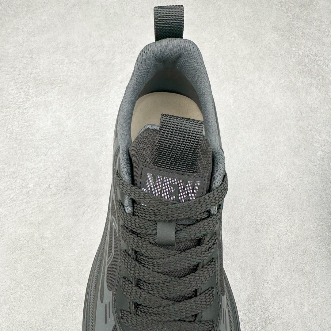 图片[5]-ECCO爱步男款运动鞋 户外防水透气防滑跑鞋登山鞋 驱动系列新款 鞋面采用多种材料拼接，轻盈柔韧 时尚个性出街有型 鞋面设有防水薄膜 让网面不再是水的侵袭面 给你贴心防水保护 舒适透气内里 保持足部干爽 直接注塑的PU鞋底 鞋子轻盈舒适耐穿 精湛工艺 驱动出行 尺码：38 39 40 41 42 43（皮鞋码）-选品中心