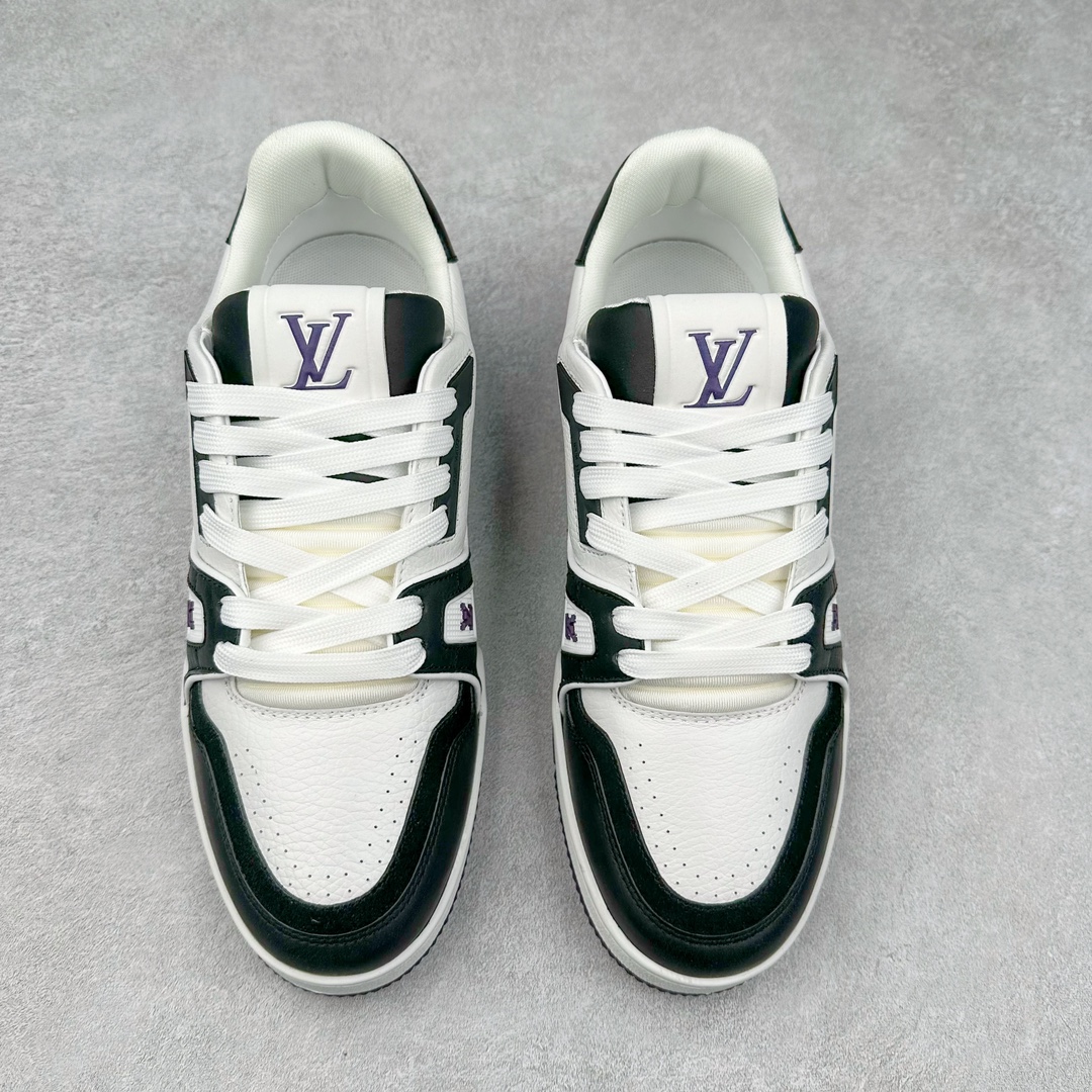 图片[2]-Louis Vuitton Trainer lv时装走秀运动鞋 高尔夫系列 全网最全配色更新最快 最成熟的做工稳定的品控 完美鞋型超高的清洁度 零毛边线头瑕疵 全套原楦原纸版原鞋开模 全网最具灵魂的版型 正确原装黄色鞋盒 正确中底印花 鞋面印花3D高频深度立体 全鞋电脑针车 紧密相连 针距密度一致 环保乳胶注塑鞋垫 厚度脚感还原原版 皮面裁剪部位 统一油边封口工艺 原装橡胶大底含胶量大底组合零偏差 专柜全套包装 防尘袋 说明书 质保卡 男女鞋 尺码：35 36 37 38 39 40 41 42 43 44 45-选品中心