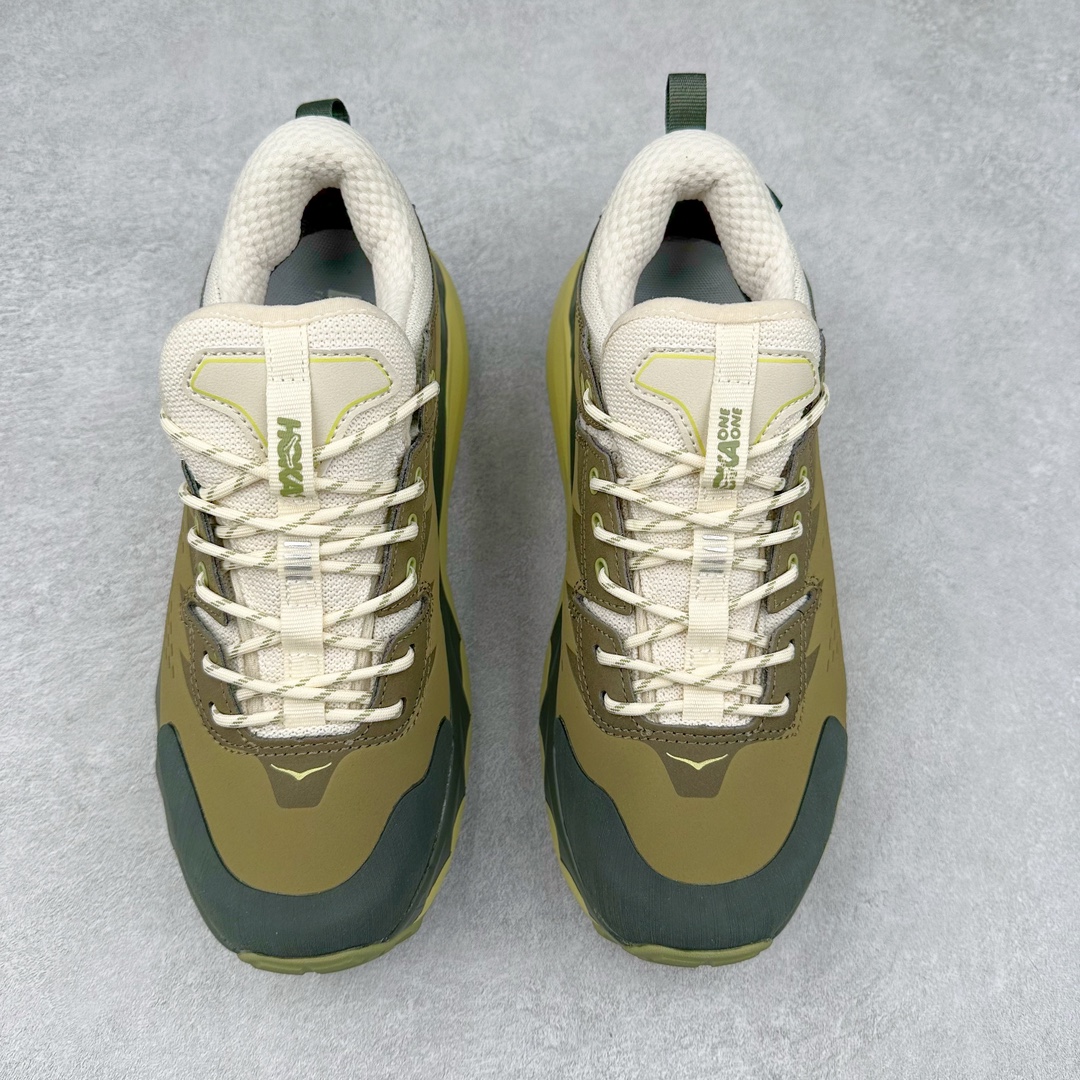 图片[2]-HOKA One One M KSY KAHA GTX Low卡哈低帮系列厚底轻量坦克军靴户外登山运动鞋 正品代工厂版#原楦数据开发版型 采用磨砂牛剖革鞋面材质 轻量化材料Fresh Foam超轻量中底 复古老爹厚底旅游鞋火了 最潮户外鞋 2009年由法籍超马跑者 Nicolas Mermoud 及 Jean-Luc Diard 成立的运动鞋品牌 HOKA ONE ONE 最让人印象深刻超级厚的鞋底 看起来很重但实际上非常轻盈 轻量厚底的鞋底反而能够给跑者更稳定的缓震效果 在跑界相当有名 也陆续出了登山鞋、徒步鞋、慢跑鞋几种专门鞋款 HOKA ONE ONE 鞋款颜色大多设计萤光或鲜艳色系 搭配上超大的Logo 虽然好穿好走好跑又轻 但称不上时髦 尺码：36 36.5 37.5 38 38.5 39 40 40.5 41 42 42.5 43 44 44.5 45-选品中心