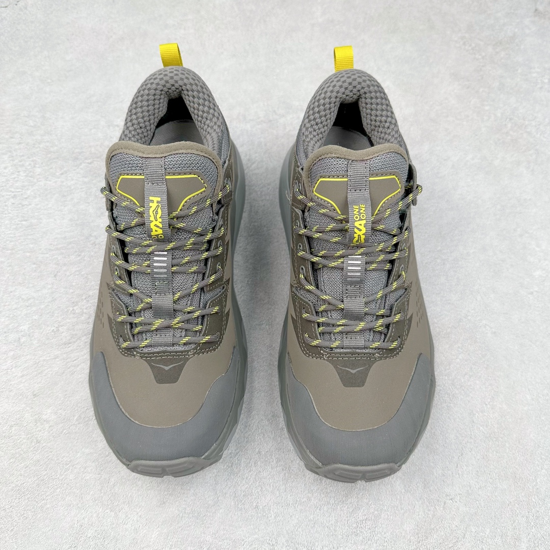 图片[2]-HOKA One One M KSY KAHA GTX Low卡哈低帮系列厚底轻量坦克军靴户外登山运动鞋 正品代工厂版#原楦数据开发版型 采用磨砂牛剖革鞋面材质 轻量化材料Fresh Foam超轻量中底 复古老爹厚底旅游鞋火了 最潮户外鞋 2009年由法籍超马跑者 Nicolas Mermoud 及 Jean-Luc Diard 成立的运动鞋品牌 HOKA ONE ONE 最让人印象深刻超级厚的鞋底 看起来很重但实际上非常轻盈 轻量厚底的鞋底反而能够给跑者更稳定的缓震效果 在跑界相当有名 也陆续出了登山鞋、徒步鞋、慢跑鞋几种专门鞋款 HOKA ONE ONE 鞋款颜色大多设计萤光或鲜艳色系 搭配上超大的Logo 虽然好穿好走好跑又轻 但称不上时髦 尺码：36 36.5 37.5 38 38.5 39 40 40.5 41 42 42.5 43 44 44.5 45-选品中心