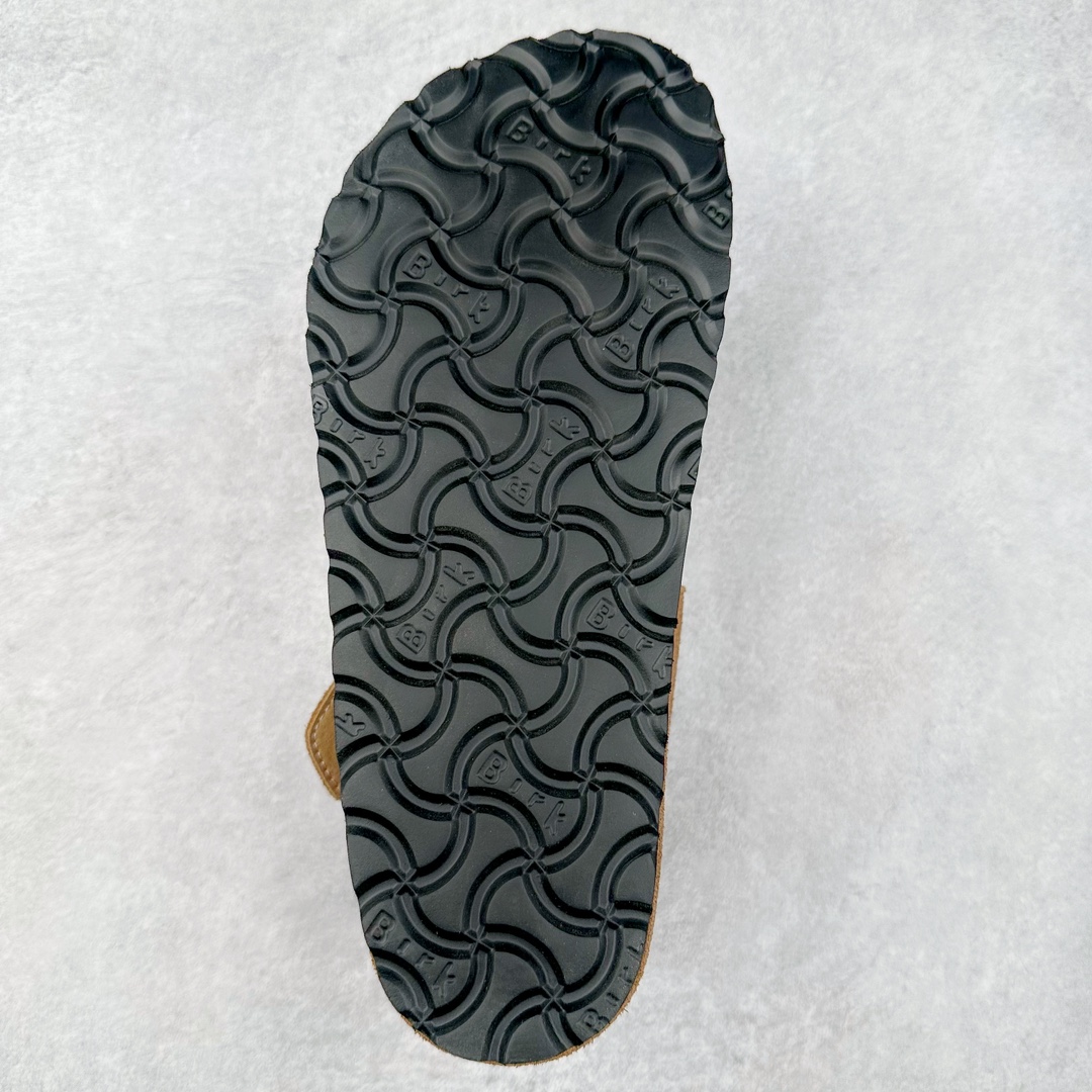 图片[9]-Birkenstock London 系列勃肯皮革绒面双扣时尚休闲平底鞋加毛 牛皮绒面革质地柔软 搭配可调节鞋扣提升穿着舒适度 人体工学设计分散脚部压力 保护脚踝 软木乳胶鞋床具有一定的收缩性 长时间穿着后能贴合脚型 EVA鞋底回弹性和抗张性力高 具有良好的防震、缓冲性 四季皆宜 柔软的鞋床采用额外的泡沫缓冲层 提供额外的舒适感和全天支撑 全网独家首发 源于德国的严谨工艺 牛巴戎面 中层松木 EVA 三层组合大底 优质牛皮面料五金扣 出口订单 尺码：35-45-选品中心