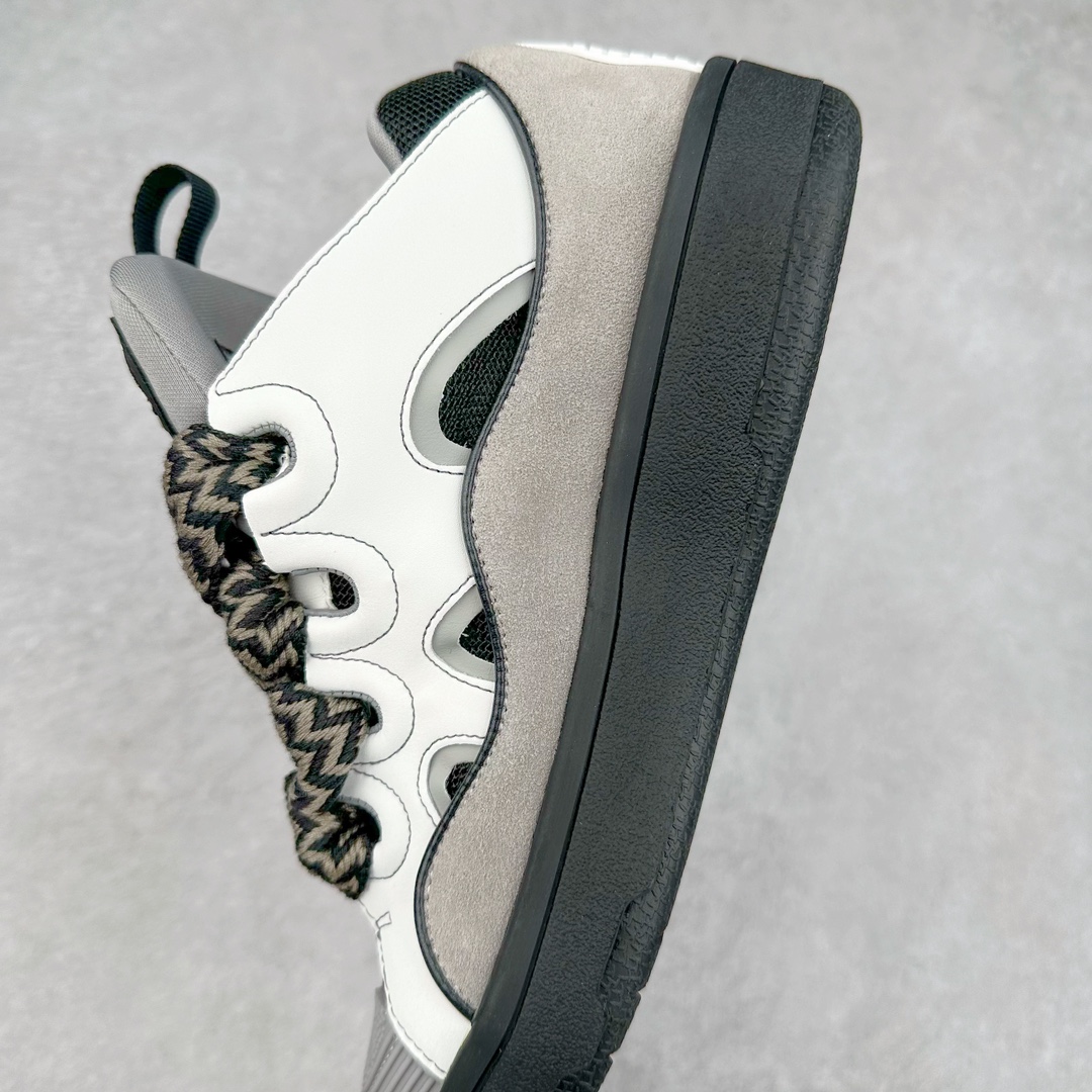 图片[7]-LANVIN CURB 人气单品 顶级版本LANVIN浪凡三代 最新走秀款CURB系列休闲运动鞋，官网一出热度火爆整个全球，各大网红也疯狂上脚 原版1：1开模重工艺制作，面料采用进口牛磨砂➕环保牛反绒➕金钢网织物 内里柔软透气太空棉面料 原版开模双色TPU大底 尺码：35 36 37 38 39 40 41 42 43 44 45-选品中心