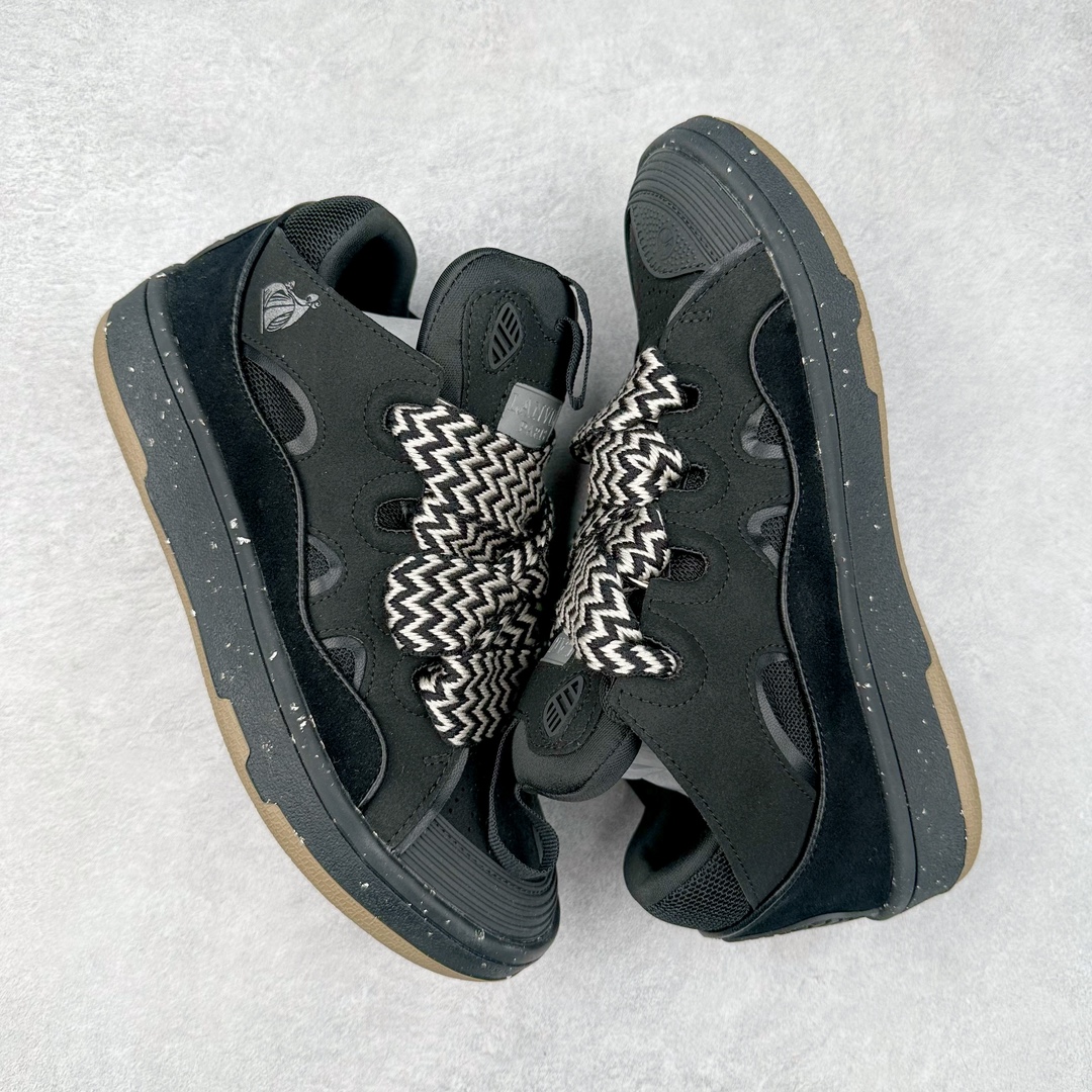 图片[3]-LANVIN CURB 人气单品 顶级版本LANVIN浪凡三代 最新走秀款CURB系列休闲运动鞋，官网一出热度火爆整个全球，各大网红也疯狂上脚 原版1：1开模重工艺制作，面料采用进口牛磨砂➕环保牛反绒➕金钢网织物 内里柔软透气太空棉面料 原版开模双色TPU大底 尺码：35 36 37 38 39 40 41 42 43 44 45-选品中心