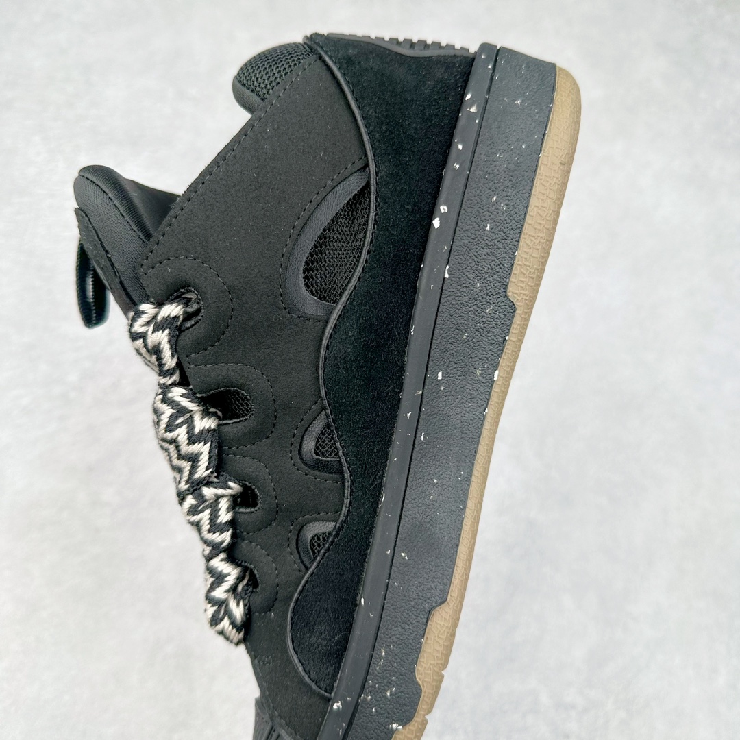 图片[7]-LANVIN CURB 人气单品 顶级版本LANVIN浪凡三代 最新走秀款CURB系列休闲运动鞋，官网一出热度火爆整个全球，各大网红也疯狂上脚 原版1：1开模重工艺制作，面料采用进口牛磨砂➕环保牛反绒➕金钢网织物 内里柔软透气太空棉面料 原版开模双色TPU大底 尺码：35 36 37 38 39 40 41 42 43 44 45-选品中心