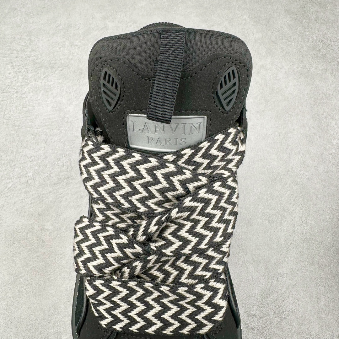 图片[5]-LANVIN CURB 人气单品 顶级版本LANVIN浪凡三代 最新走秀款CURB系列休闲运动鞋，官网一出热度火爆整个全球，各大网红也疯狂上脚 原版1：1开模重工艺制作，面料采用进口牛磨砂➕环保牛反绒➕金钢网织物 内里柔软透气太空棉面料 原版开模双色TPU大底 尺码：35 36 37 38 39 40 41 42 43 44 45-选品中心