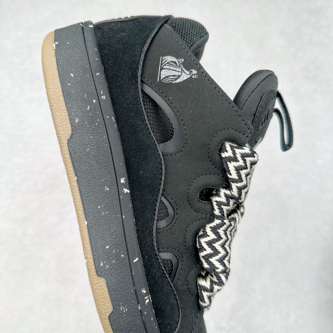 图片[6]-LANVIN CURB 人气单品 顶级版本LANVIN浪凡三代 最新走秀款CURB系列休闲运动鞋，官网一出热度火爆整个全球，各大网红也疯狂上脚 原版1：1开模重工艺制作，面料采用进口牛磨砂➕环保牛反绒➕金钢网织物 内里柔软透气太空棉面料 原版开模双色TPU大底 尺码：35 36 37 38 39 40 41 42 43 44 45-选品中心