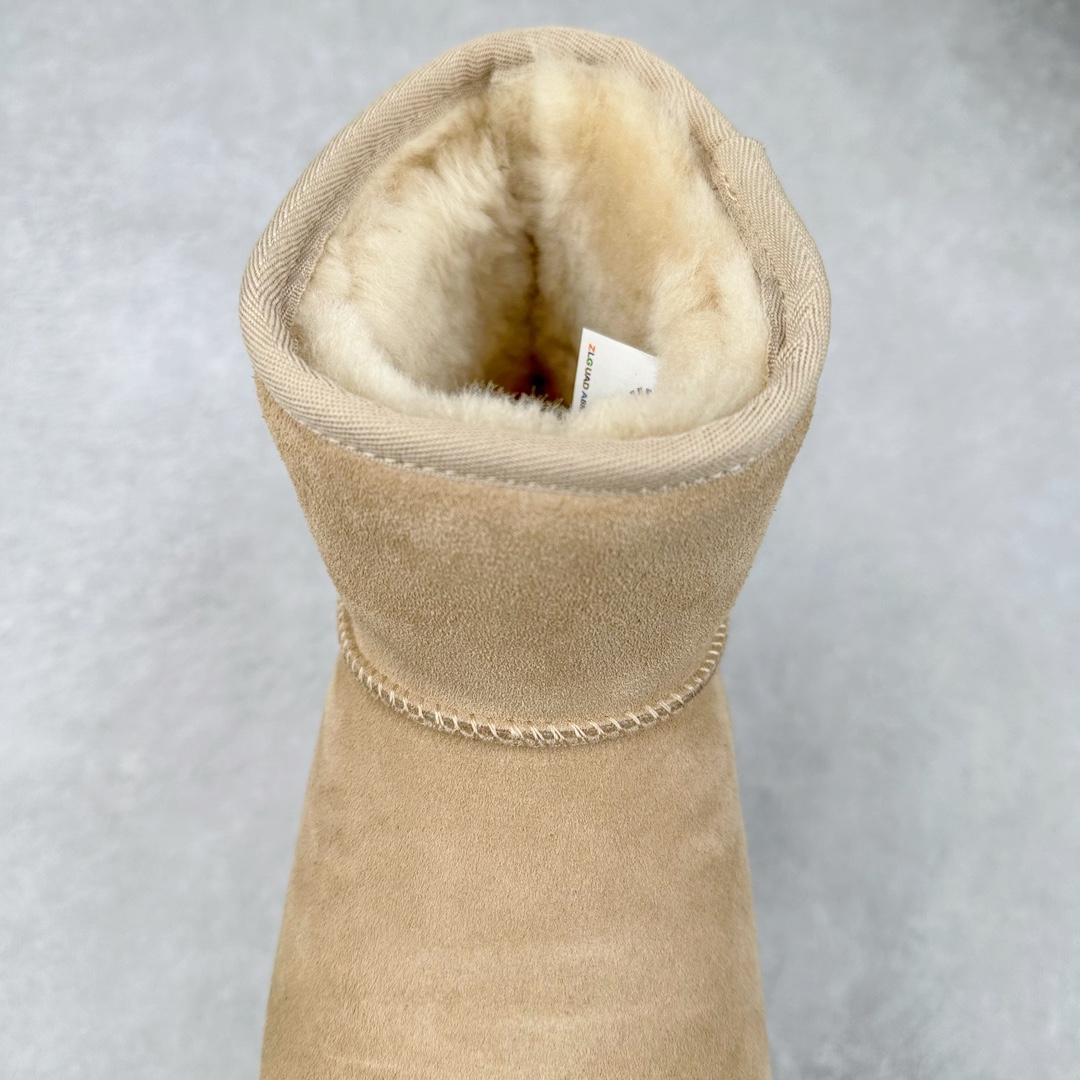 图片[5]-＃GD UGG 4991经典秋冬羊皮毛一体雪地靴 隆丰A级澳洲进口羊皮毛一体 完全遵循ZP工艺流程 代工厂原厂版师 秉承无原鞋不开发选择 注重每一处细节 市面最正版型 TREADLITE\\\”轻翼\\\”科技外底 轻便/耐用/柔韧/桩型【售后郑重承诺】一个月内若出现重大脱胶/断底等质量问题 直接为您换新 翻毛皮鞋面 细腻亲肤再生聚酯纤维滚边 舒适易打理 保暖性佳 UGG plush™ 里衬和内底 茸软亲肤 舒适暖足 经典鞋型搭配轻盈厚底 稳稳拿捏秋冬出街时髦造型 Treadlite by UGG 轻翼大底 轻盈缓震 为双足减负 舒适轻便 助你轻松畅玩整天 尺码：35 36 37 38 39 40-选品中心