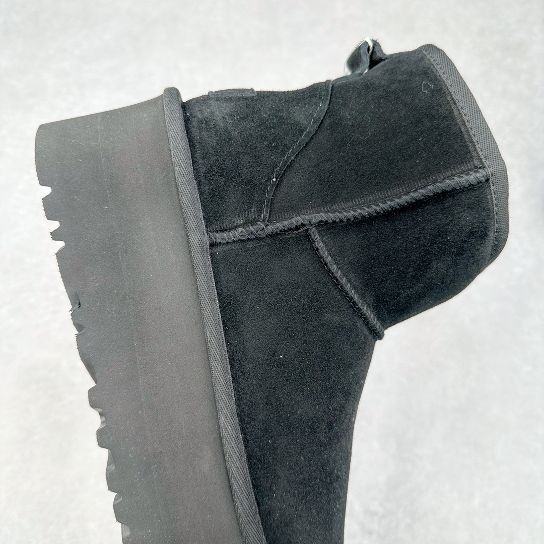 图片[6]-＃GD UGG 4991经典秋冬羊皮毛一体雪地靴 隆丰A级澳洲进口羊皮毛一体 完全遵循ZP工艺流程 代工厂原厂版师 秉承无原鞋不开发选择 注重每一处细节 市面最正版型 TREADLITE\\\”轻翼\\\”科技外底 轻便/耐用/柔韧/桩型【售后郑重承诺】一个月内若出现重大脱胶/断底等质量问题 直接为您换新 翻毛皮鞋面 细腻亲肤再生聚酯纤维滚边 舒适易打理 保暖性佳 UGG plush™ 里衬和内底 茸软亲肤 舒适暖足 经典鞋型搭配轻盈厚底 稳稳拿捏秋冬出街时髦造型 Treadlite by UGG 轻翼大底 轻盈缓震 为双足减负 舒适轻便 助你轻松畅玩整天 尺码：35 36 37 38 39 40-选品中心