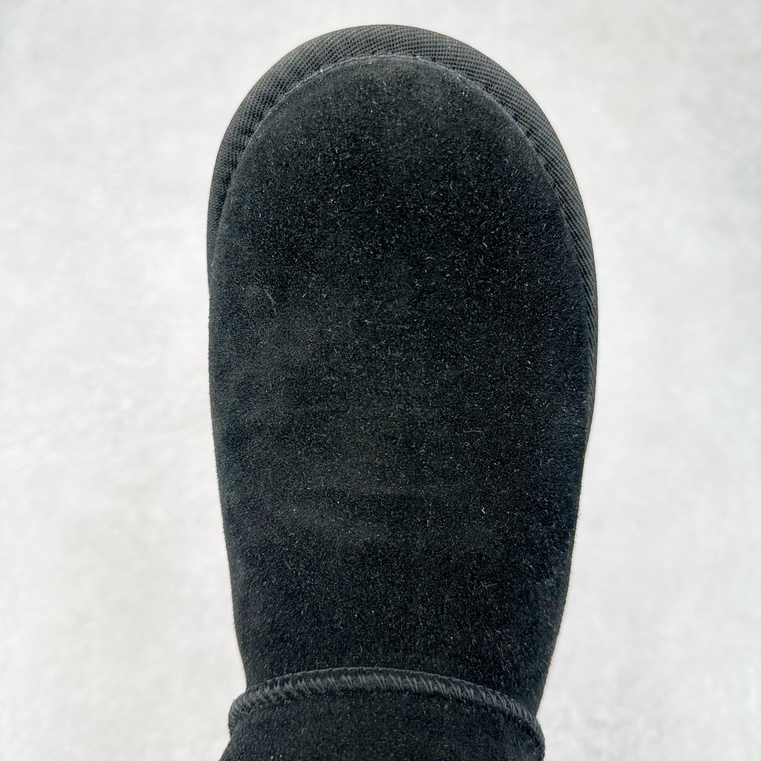 图片[4]-＃GD UGG 4991经典秋冬羊皮毛一体雪地靴 隆丰A级澳洲进口羊皮毛一体 完全遵循ZP工艺流程 代工厂原厂版师 秉承无原鞋不开发选择 注重每一处细节 市面最正版型 TREADLITE\\\”轻翼\\\”科技外底 轻便/耐用/柔韧/桩型【售后郑重承诺】一个月内若出现重大脱胶/断底等质量问题 直接为您换新 翻毛皮鞋面 细腻亲肤再生聚酯纤维滚边 舒适易打理 保暖性佳 UGG plush™ 里衬和内底 茸软亲肤 舒适暖足 经典鞋型搭配轻盈厚底 稳稳拿捏秋冬出街时髦造型 Treadlite by UGG 轻翼大底 轻盈缓震 为双足减负 舒适轻便 助你轻松畅玩整天 尺码：35 36 37 38 39 40-选品中心