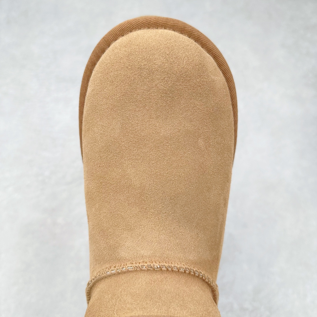 图片[4]-＃GD UGG 5092经典秋冬羊皮毛一体雪地靴 隆丰A级澳洲进口羊皮毛一体 完全遵循ZP工艺流程 代工厂原厂版师 秉承无原鞋不开发选择 注重每一处细节 市面最正版型 TREADLITE\\\”轻翼\\\”科技外底 轻便/耐用/柔韧/桩型【售后郑重承诺】一个月内若出现重大脱胶/断底等质量问题 直接为您换新 翻毛皮鞋面 细腻亲肤再生聚酯纤维滚边 舒适易打理 保暖性佳 UGG plush™ 里衬和内底 茸软亲肤 舒适暖足 经典鞋型搭配轻盈厚底 稳稳拿捏秋冬出街时髦造型 Treadlite by UGG 轻翼大底 轻盈缓震 为双足减负 舒适轻便 助你轻松畅玩整天 尺码：35 36 37 38 39 40-选品中心