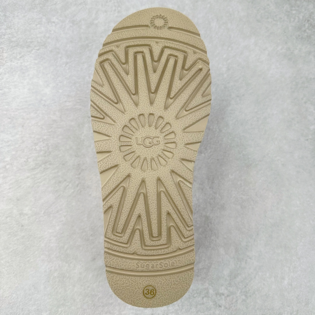 图片[9]-＃GD UGG 5092经典秋冬羊皮毛一体雪地靴 隆丰A级澳洲进口羊皮毛一体 完全遵循ZP工艺流程 代工厂原厂版师 秉承无原鞋不开发选择 注重每一处细节 市面最正版型 TREADLITE\\\”轻翼\\\”科技外底 轻便/耐用/柔韧/桩型【售后郑重承诺】一个月内若出现重大脱胶/断底等质量问题 直接为您换新 翻毛皮鞋面 细腻亲肤再生聚酯纤维滚边 舒适易打理 保暖性佳 UGG plush™ 里衬和内底 茸软亲肤 舒适暖足 经典鞋型搭配轻盈厚底 稳稳拿捏秋冬出街时髦造型 Treadlite by UGG 轻翼大底 轻盈缓震 为双足减负 舒适轻便 助你轻松畅玩整天 尺码：35 36 37 38 39 40-选品中心