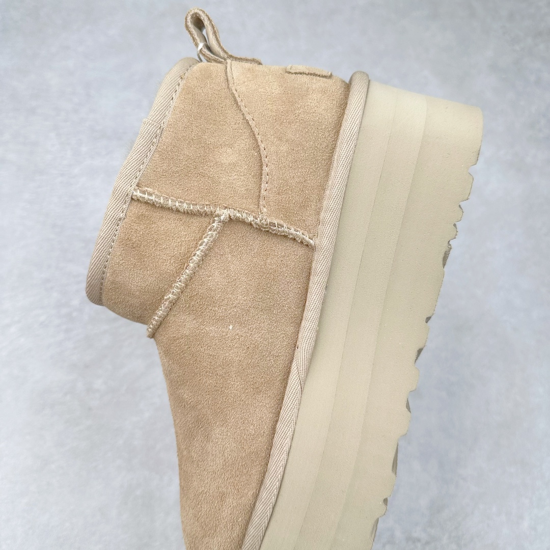 图片[7]-＃GD UGG 5092经典秋冬羊皮毛一体雪地靴 隆丰A级澳洲进口羊皮毛一体 完全遵循ZP工艺流程 代工厂原厂版师 秉承无原鞋不开发选择 注重每一处细节 市面最正版型 TREADLITE\\\”轻翼\\\”科技外底 轻便/耐用/柔韧/桩型【售后郑重承诺】一个月内若出现重大脱胶/断底等质量问题 直接为您换新 翻毛皮鞋面 细腻亲肤再生聚酯纤维滚边 舒适易打理 保暖性佳 UGG plush™ 里衬和内底 茸软亲肤 舒适暖足 经典鞋型搭配轻盈厚底 稳稳拿捏秋冬出街时髦造型 Treadlite by UGG 轻翼大底 轻盈缓震 为双足减负 舒适轻便 助你轻松畅玩整天 尺码：35 36 37 38 39 40-选品中心