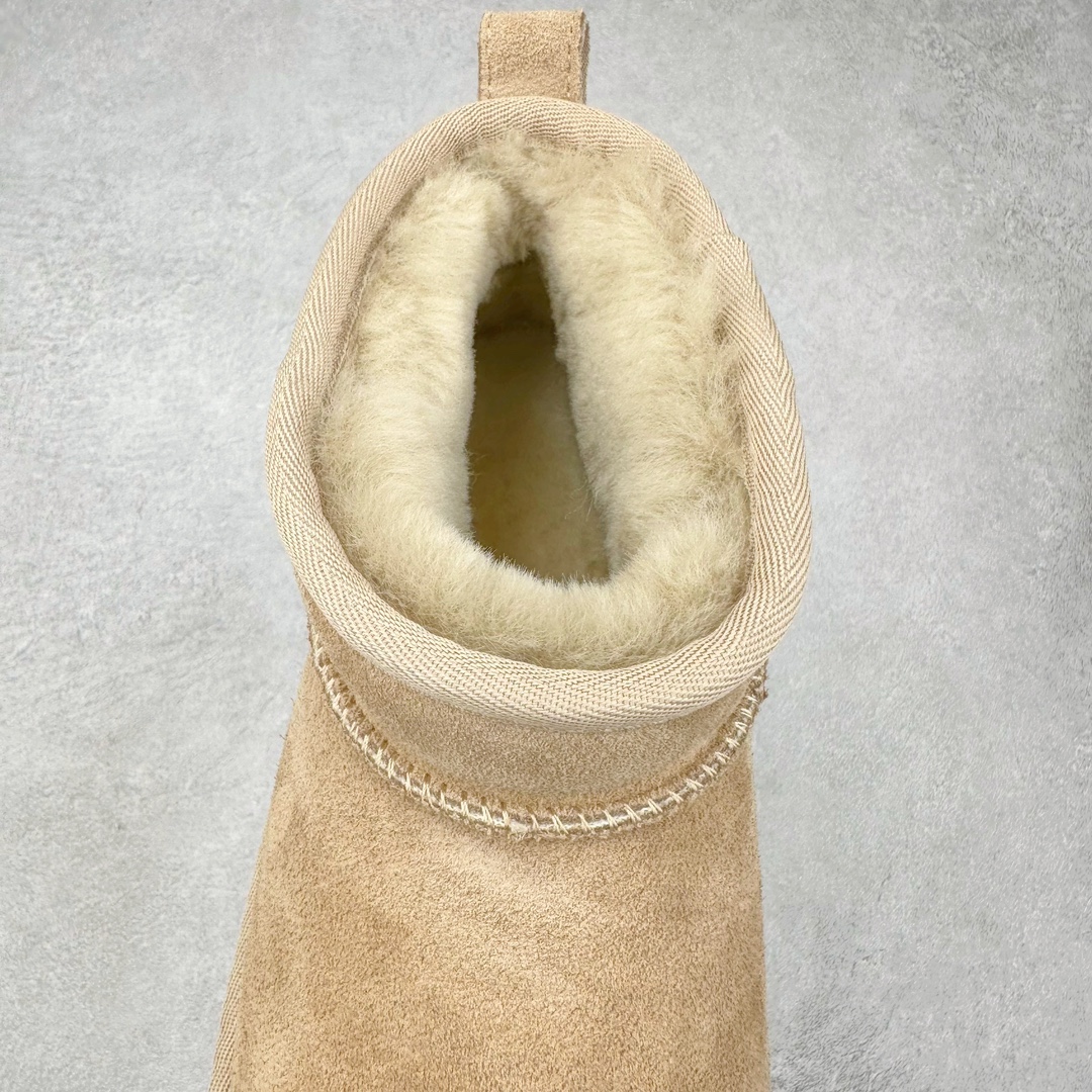 图片[5]-＃GD UGG 5092经典秋冬羊皮毛一体雪地靴 隆丰A级澳洲进口羊皮毛一体 完全遵循ZP工艺流程 代工厂原厂版师 秉承无原鞋不开发选择 注重每一处细节 市面最正版型 TREADLITE\\\”轻翼\\\”科技外底 轻便/耐用/柔韧/桩型【售后郑重承诺】一个月内若出现重大脱胶/断底等质量问题 直接为您换新 翻毛皮鞋面 细腻亲肤再生聚酯纤维滚边 舒适易打理 保暖性佳 UGG plush™ 里衬和内底 茸软亲肤 舒适暖足 经典鞋型搭配轻盈厚底 稳稳拿捏秋冬出街时髦造型 Treadlite by UGG 轻翼大底 轻盈缓震 为双足减负 舒适轻便 助你轻松畅玩整天 尺码：35 36 37 38 39 40-选品中心