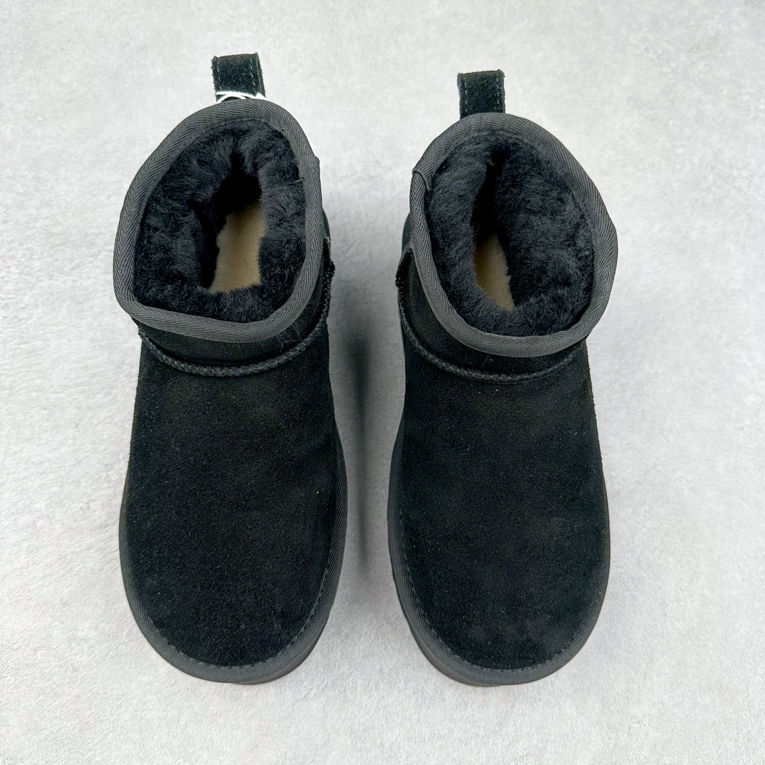 图片[2]-＃GD UGG 5092经典秋冬羊皮毛一体雪地靴 隆丰A级澳洲进口羊皮毛一体 完全遵循ZP工艺流程 代工厂原厂版师 秉承无原鞋不开发选择 注重每一处细节 市面最正版型 TREADLITE\\\”轻翼\\\”科技外底 轻便/耐用/柔韧/桩型【售后郑重承诺】一个月内若出现重大脱胶/断底等质量问题 直接为您换新 翻毛皮鞋面 细腻亲肤再生聚酯纤维滚边 舒适易打理 保暖性佳 UGG plush™ 里衬和内底 茸软亲肤 舒适暖足 经典鞋型搭配轻盈厚底 稳稳拿捏秋冬出街时髦造型 Treadlite by UGG 轻翼大底 轻盈缓震 为双足减负 舒适轻便 助你轻松畅玩整天 尺码：35 36 37 38 39 40-选品中心