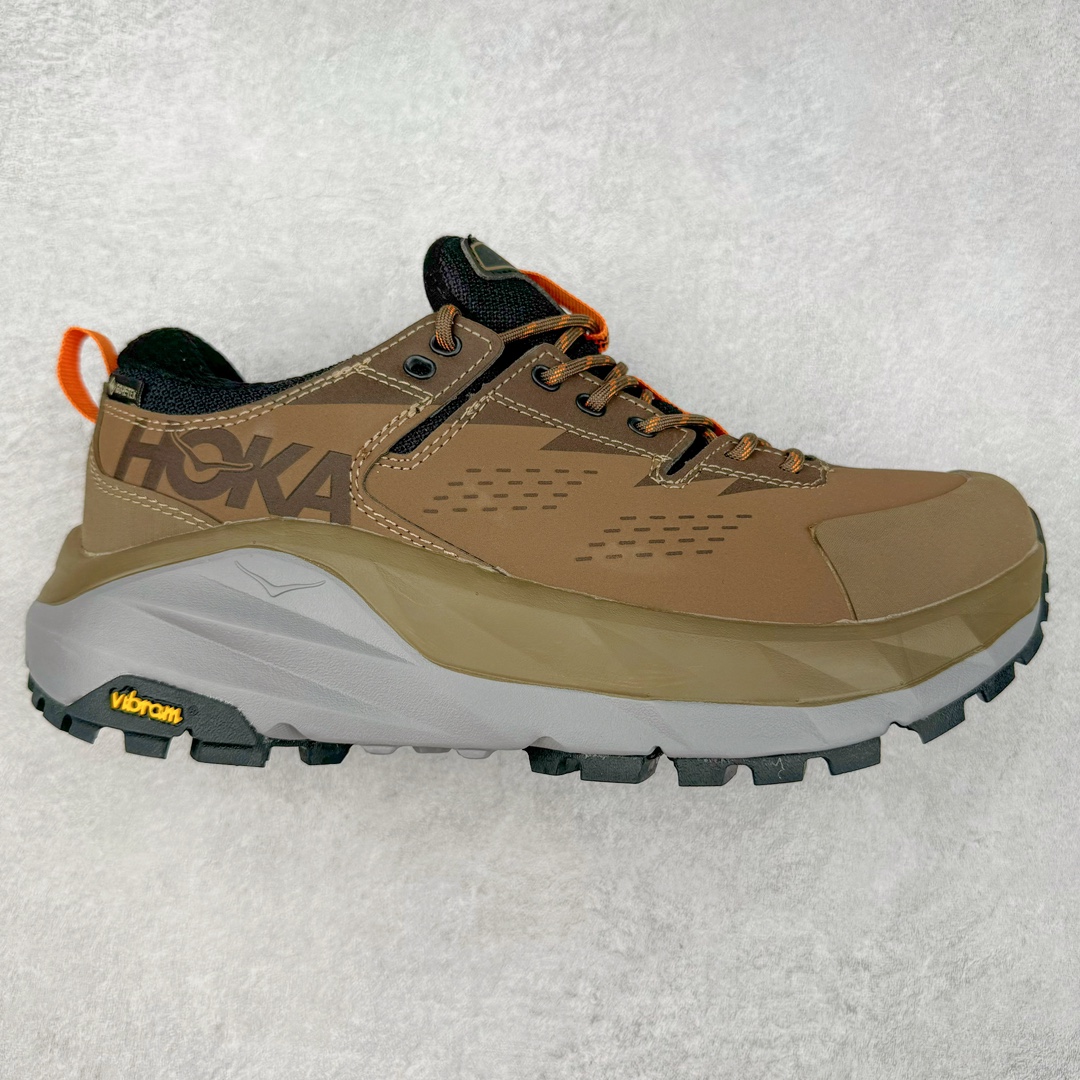 HOKA One One M KSY KAHA GTX Low卡哈低帮系列厚底轻量坦克军靴户外登山运动鞋 正品代工厂版#原楦数据开发版型 采用磨砂牛剖革鞋面材质 轻量化材料Fresh Foam超轻量中底 复古老爹厚底旅游鞋火了 最潮户外鞋 2009年由法籍超马跑者 Nicolas Mermoud 及 Jean-Luc Diard 成立的运动鞋品牌 HOKA ONE ONE 最让人印象深刻超级厚的鞋底 看起来很重但实际上非常轻盈 轻量厚底的鞋底反而能够给跑者更稳定的缓震效果 在跑界相当有名 也陆续出了登山鞋、徒步鞋、慢跑鞋几种专门鞋款 HOKA ONE ONE 鞋款颜色大多设计萤光或鲜艳色系 搭配上超大的Logo 虽然好穿好走好跑又轻 但称不上时髦 尺码：36 36.5 37.5 38 38.5 39 40 40.5 41 42 42.5 43 44 44.5 45-选品中心