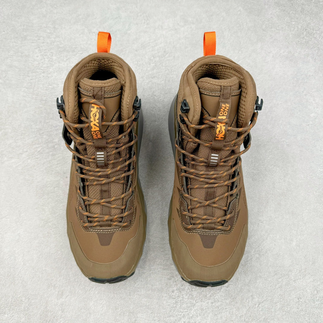 图片[2]-HOKA One One M KSY KAHA GTX Low 卡哈高帮系列厚底轻量坦克军靴户外登山运动鞋 正品代工厂版#原楦数据开发版型 采用磨砂牛剖革鞋面材质 轻量化材料Fresh Foam超轻量中底 复古老爹厚底旅游鞋火了 最潮户外鞋 2009年由法籍超马跑者 Nicolas Mermoud 及 Jean-Luc Diard 成立的运动鞋品牌 HOKA ONE ONE 最让人印象深刻超级厚的鞋底 看起来很重但实际上非常轻盈 轻量厚底的鞋底反而能够给跑者更稳定的缓震效果 在跑界相当有名 也陆续出了登山鞋、徒步鞋、慢跑鞋几种专门鞋款 HOKA ONE ONE 鞋款颜色大多设计萤光或鲜艳色系 搭配上超大的Logo 虽然好穿好走好跑又轻 但称不上时髦 尺码：36 36.5 37.5 38 38.5 39 40 40.5 41 42 42.5 43 44 44.5 45-选品中心