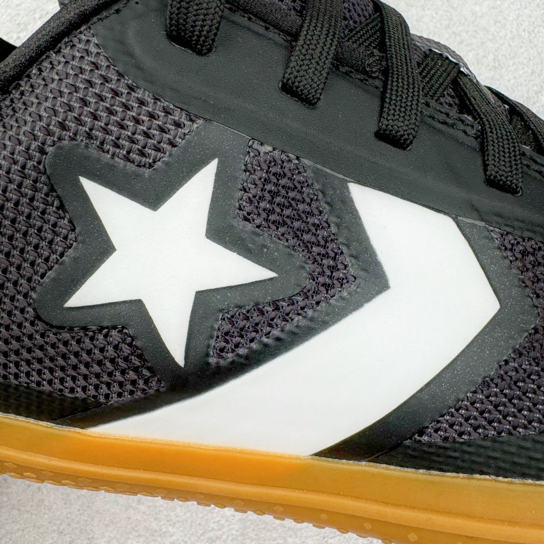 图片[11]-＃K版纯原Converse Chuck Taylor All Star Pro Bb Ox 实战篮球鞋 Converse全新Solstice系列再度迎来新作 此鞋型由Converse与NK传奇篮球产品设计师Eric Avar合作开发而成 All Star Pro BB代Converse设计的演变 并且融入了现代科Quadfit织法的鞋面提供稳定性与包覆NK React内核支撑多次切入与平稳起跳 All Star Pro BB同时也替Kelly Oubre Jr.等个性化球员设计独特配色 全新升级的BB Evo承袭前作嵌入式NIKE React鞋垫 带来轻盈灵活且贴合地面的舒适脚感 重叠模糊的经典星箭标致 营造犀利的速度感 曲面橡胶外底和菱型格状纹路 提供多方位抓地力 你可以在鞋身上发现一些全新的元素 鞋面材质注入更多填充支撑与包裹更加扎实50/50对分的鞋面配色 也更具视觉冲击力 尺码：36 37 37.5 38 38.5 39 40 40.5 41 42 42.5 43 44 44.5 45 46-选品中心