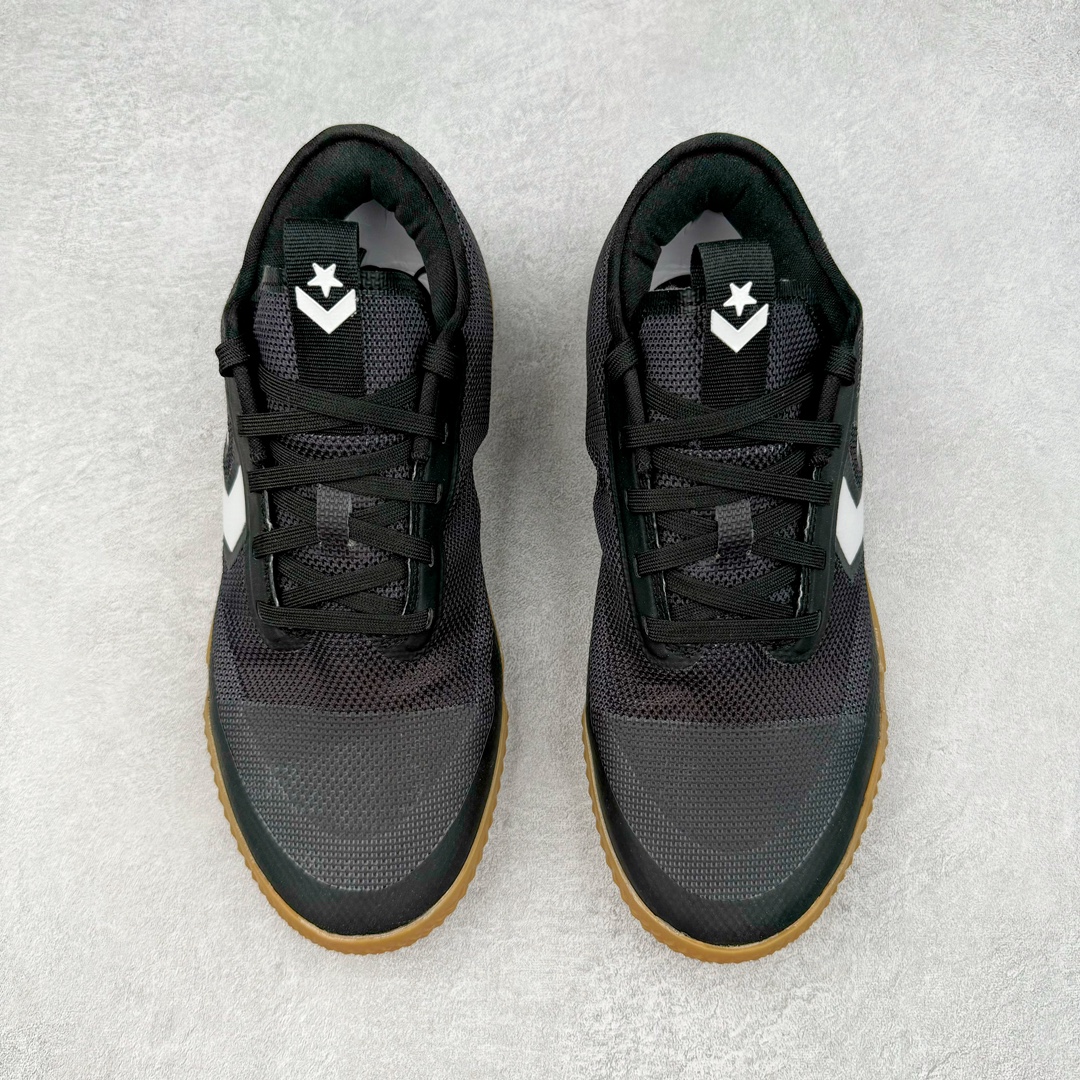 图片[2]-＃K版纯原Converse Chuck Taylor All Star Pro Bb Ox 实战篮球鞋 Converse全新Solstice系列再度迎来新作 此鞋型由Converse与NK传奇篮球产品设计师Eric Avar合作开发而成 All Star Pro BB代Converse设计的演变 并且融入了现代科Quadfit织法的鞋面提供稳定性与包覆NK React内核支撑多次切入与平稳起跳 All Star Pro BB同时也替Kelly Oubre Jr.等个性化球员设计独特配色 全新升级的BB Evo承袭前作嵌入式NIKE React鞋垫 带来轻盈灵活且贴合地面的舒适脚感 重叠模糊的经典星箭标致 营造犀利的速度感 曲面橡胶外底和菱型格状纹路 提供多方位抓地力 你可以在鞋身上发现一些全新的元素 鞋面材质注入更多填充支撑与包裹更加扎实50/50对分的鞋面配色 也更具视觉冲击力 尺码：36 37 37.5 38 38.5 39 40 40.5 41 42 42.5 43 44 44.5 45 46-选品中心