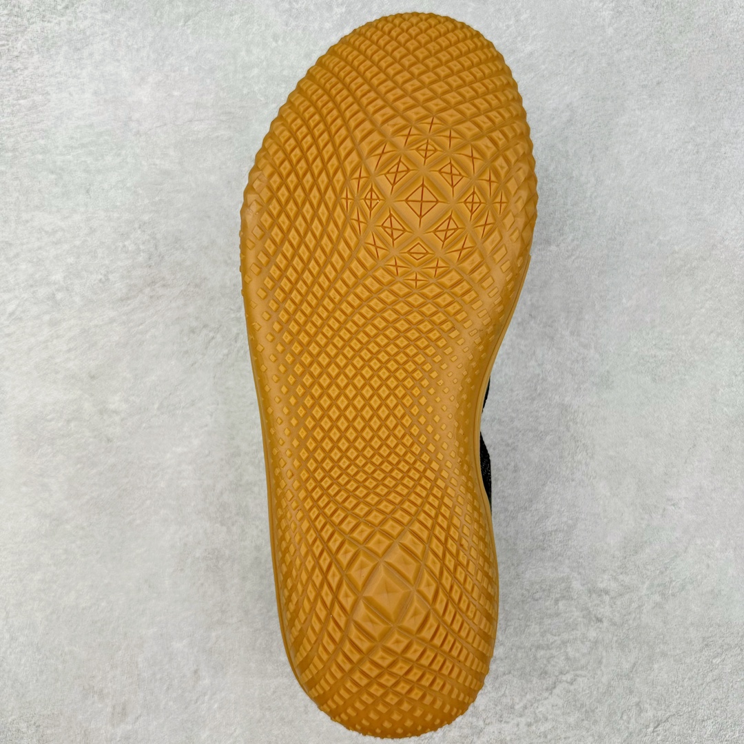 图片[9]-＃K版纯原Converse Chuck Taylor All Star Pro Bb Ox 实战篮球鞋 Converse全新Solstice系列再度迎来新作 此鞋型由Converse与NK传奇篮球产品设计师Eric Avar合作开发而成 All Star Pro BB代Converse设计的演变 并且融入了现代科Quadfit织法的鞋面提供稳定性与包覆NK React内核支撑多次切入与平稳起跳 All Star Pro BB同时也替Kelly Oubre Jr.等个性化球员设计独特配色 全新升级的BB Evo承袭前作嵌入式NIKE React鞋垫 带来轻盈灵活且贴合地面的舒适脚感 重叠模糊的经典星箭标致 营造犀利的速度感 曲面橡胶外底和菱型格状纹路 提供多方位抓地力 你可以在鞋身上发现一些全新的元素 鞋面材质注入更多填充支撑与包裹更加扎实50/50对分的鞋面配色 也更具视觉冲击力 尺码：36 37 37.5 38 38.5 39 40 40.5 41 42 42.5 43 44 44.5 45 46-选品中心