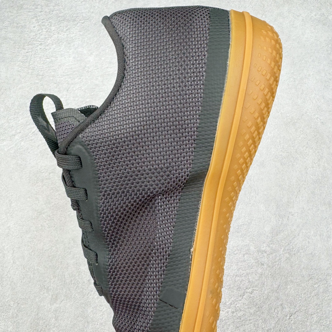 图片[7]-＃K版纯原Converse Chuck Taylor All Star Pro Bb Ox 实战篮球鞋 Converse全新Solstice系列再度迎来新作 此鞋型由Converse与NK传奇篮球产品设计师Eric Avar合作开发而成 All Star Pro BB代Converse设计的演变 并且融入了现代科Quadfit织法的鞋面提供稳定性与包覆NK React内核支撑多次切入与平稳起跳 All Star Pro BB同时也替Kelly Oubre Jr.等个性化球员设计独特配色 全新升级的BB Evo承袭前作嵌入式NIKE React鞋垫 带来轻盈灵活且贴合地面的舒适脚感 重叠模糊的经典星箭标致 营造犀利的速度感 曲面橡胶外底和菱型格状纹路 提供多方位抓地力 你可以在鞋身上发现一些全新的元素 鞋面材质注入更多填充支撑与包裹更加扎实50/50对分的鞋面配色 也更具视觉冲击力 尺码：36 37 37.5 38 38.5 39 40 40.5 41 42 42.5 43 44 44.5 45 46-选品中心