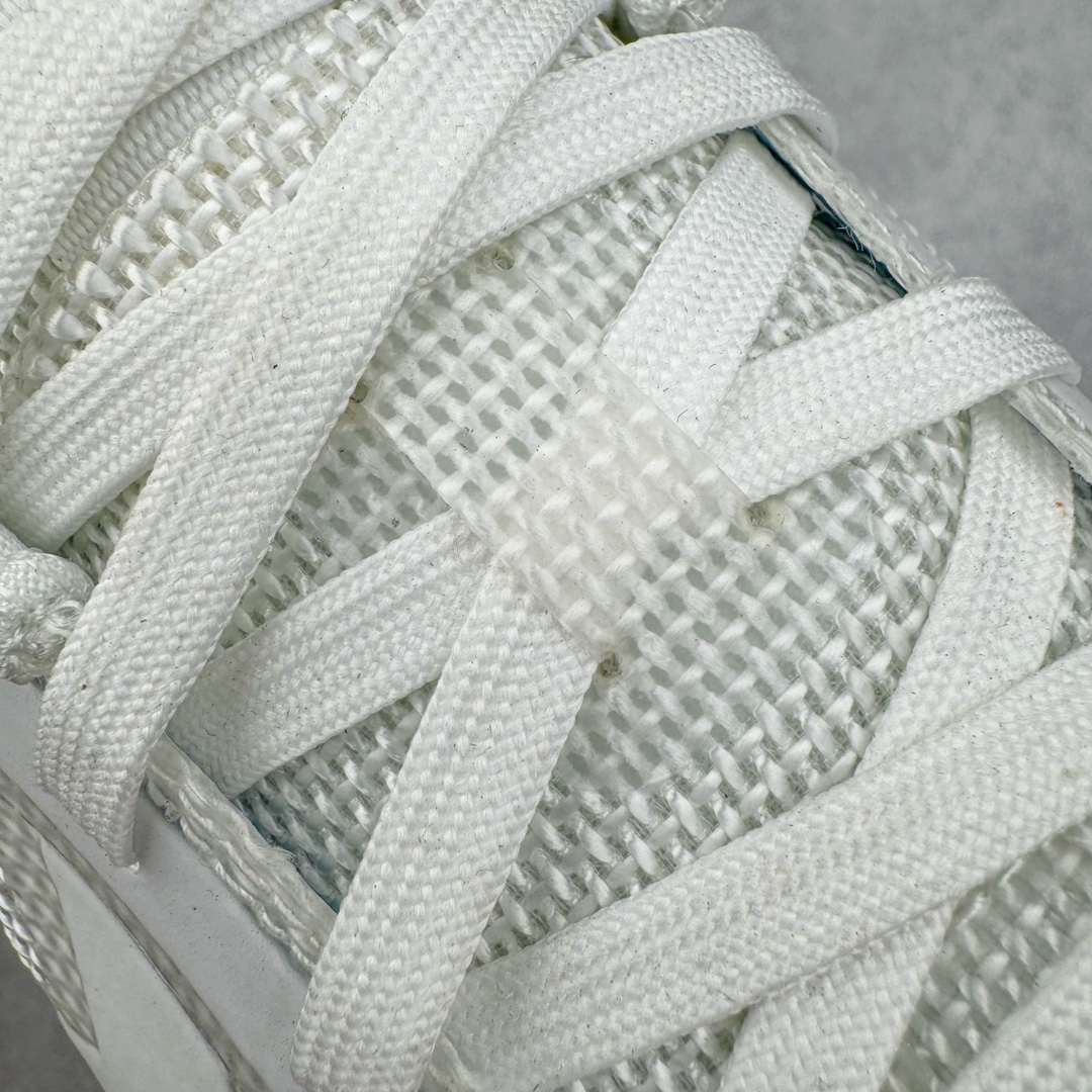 图片[17]-＃K版纯原Converse Chuck Taylor All Star Pro Bb Ox 实战篮球鞋 Converse全新Solstice系列再度迎来新作 此鞋型由Converse与NK传奇篮球产品设计师Eric Avar合作开发而成 All Star Pro BB代Converse设计的演变 并且融入了现代科Quadfit织法的鞋面提供稳定性与包覆NK React内核支撑多次切入与平稳起跳 All Star Pro BB同时也替Kelly Oubre Jr.等个性化球员设计独特配色 全新升级的BB Evo承袭前作嵌入式NIKE React鞋垫 带来轻盈灵活且贴合地面的舒适脚感 重叠模糊的经典星箭标致 营造犀利的速度感 曲面橡胶外底和菱型格状纹路 提供多方位抓地力 你可以在鞋身上发现一些全新的元素 鞋面材质注入更多填充支撑与包裹更加扎实50/50对分的鞋面配色 也更具视觉冲击力 尺码：36 37 37.5 38 38.5 39 40 40.5 41 42 42.5 43 44 44.5 45 46-选品中心