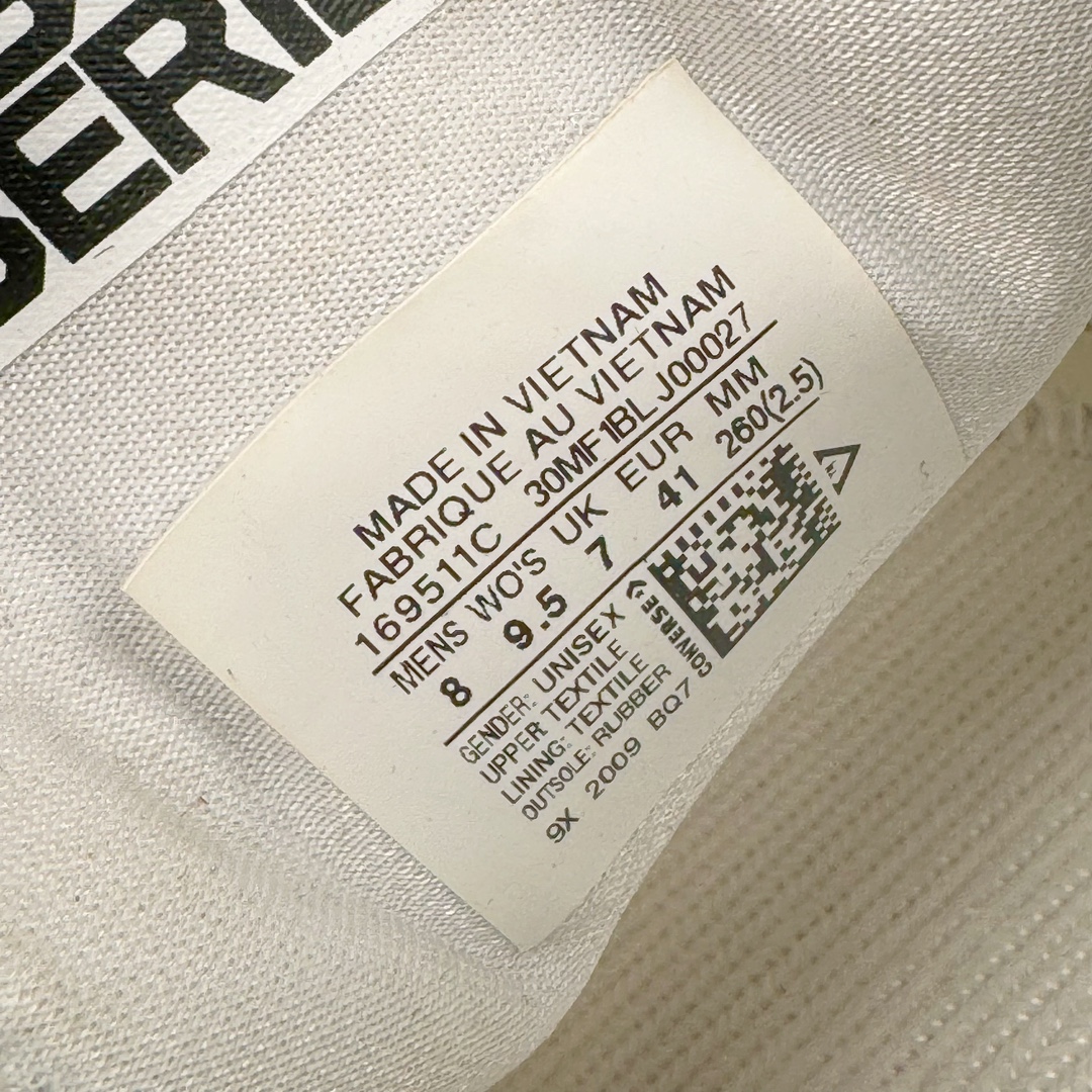 图片[13]-＃K版纯原Converse Chuck Taylor All Star Pro Bb Ox 实战篮球鞋 Converse全新Solstice系列再度迎来新作 此鞋型由Converse与NK传奇篮球产品设计师Eric Avar合作开发而成 All Star Pro BB代Converse设计的演变 并且融入了现代科Quadfit织法的鞋面提供稳定性与包覆NK React内核支撑多次切入与平稳起跳 All Star Pro BB同时也替Kelly Oubre Jr.等个性化球员设计独特配色 全新升级的BB Evo承袭前作嵌入式NIKE React鞋垫 带来轻盈灵活且贴合地面的舒适脚感 重叠模糊的经典星箭标致 营造犀利的速度感 曲面橡胶外底和菱型格状纹路 提供多方位抓地力 你可以在鞋身上发现一些全新的元素 鞋面材质注入更多填充支撑与包裹更加扎实50/50对分的鞋面配色 也更具视觉冲击力 尺码：36 37 37.5 38 38.5 39 40 40.5 41 42 42.5 43 44 44.5 45 46-选品中心