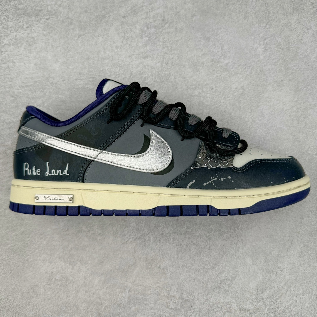 ＃YC纯原 NK Dunk Low 暗黑灰 FV8106-181 定制系列天花板 无原鞋不开发 全系列得物原鞋一比一校对开发 配色持续更新中 终端对接 优势输出 全套原厂楦头原纸板数据档案倾力打造 原汁原味莞产 极致还原 圈内最强针车工艺 高端零售指定版 广东原厂配套原盒原标 鞋盒分三个尺码段 原厂冲刀 超高清洁度 全鞋零毛边皮料切割 采用原厂百宏鞋带以及原厂百宏织唛舌标 内标可供原厂几率过验 进口原装条纹中底布 四线拉帮白色点胶 原厂拉帮手法遵循公司 原厂电绣 极致还原 尺码：40 40.5 41 42 42.5 43 44 44.5 45 46-选品中心