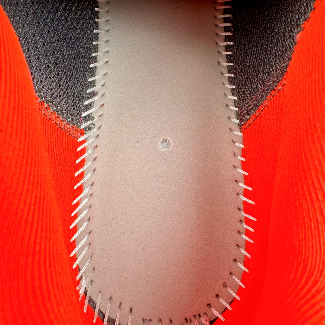 图片[10]-＃TG纯原 NK Zoom Pegasus 飞马41代马拉松系列网面透气缓震疾速跑鞋 HQ1564-016 拥有 Zoom Air 一如既往的稳定感和流畅感 鞋面采用工程网眼设计 为特定高热区域营造出色透气性 进一步增加鞋面的穿孔数量 让足部能够快速散热 中足搭配 Flywire 飞线 在高速运动时营造舒适稳定的贴合感 内置Zoon气垫加持 动力十足 尺码：36 36.5 37.5 38 38.5 39 40 40.5 41 42 42.5 43 44 44.5 45-选品中心