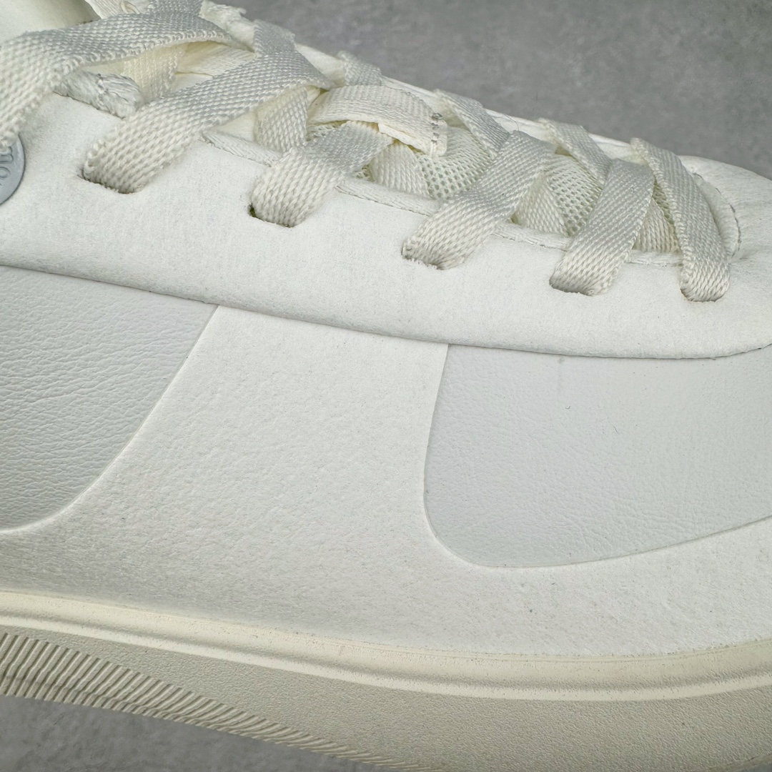 图片[16]-＃PB纯原 lululemon Cityverse 露露乐檬极简主义减震耐磨低帮生活休闲鞋 Cityverse将运动性能融入经典休闲鞋中，中底提供出色缓震，并贴合足部曲线，带来全天候的舒适感。鞋面采用两种材质拼接，且前半部分采用热熔压胶处理，无任何缝线，保留了鞋身整体性。模制泡沫的鞋垫带来上乘的脚感，在平日休闲穿着时不会磨脚，也能提供轻质软弹的效果。25年来，lululemon一直秉持“感受为先”的设计理念，并相信更好的感受带来更好的表现。此次男鞋的设计亦是如此。投入多年研究，针对男性在不同运动场景中的脚步形态设计了不同鞋履款式。同时，还进行了生物力学与形态学研究，为“他”带来更好的贴合度和感受。尺码：36 36.5 37.5 38 38.5 39 40 40.5 41 42 42.5 43 44-选品中心