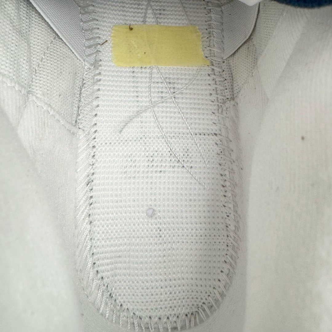 图片[10]-＃QD纯原 Air Jordan AJ3 Retro 北卡蓝 CT8532-104 圈内最强三代系列 匠心打造 开发时长超过半年 目前可过各类鉴定或无法鉴定 裸鞋随便操作 全套原纸板楦头开发 原厂大底磨具加持立体防滑纹理 原装可视Air Sole气垫 原汁原味最完美的三代版型 唯一正确鞋头趴度弧度高度鞋身腰线 原厂TPU彩虹扎染后跟饰片 正确内里反口里网布 皮料菱角分明不变形无多余毛边 广东原厂zp同批次手工大底描漆拉丝 市场唯一原厂鞋扣模具 原厂织唛标 原厂飞人电绣工艺 尾指中部跳三针 独家绑鞋带手法 印刷中底布 四线拉帮 米色美纹纸贴合固定 进口港宝加持 后跟自然饱满 全鞋荧光划线卡点 追求极致完美 每一双都是工艺品 多重QC质检 超越公司货的品控标准 实实在在的免检产品 尺码：40.5 41 42 42.5 43 44 44.5 45 45.5 46 47.5 48.5-选品中心