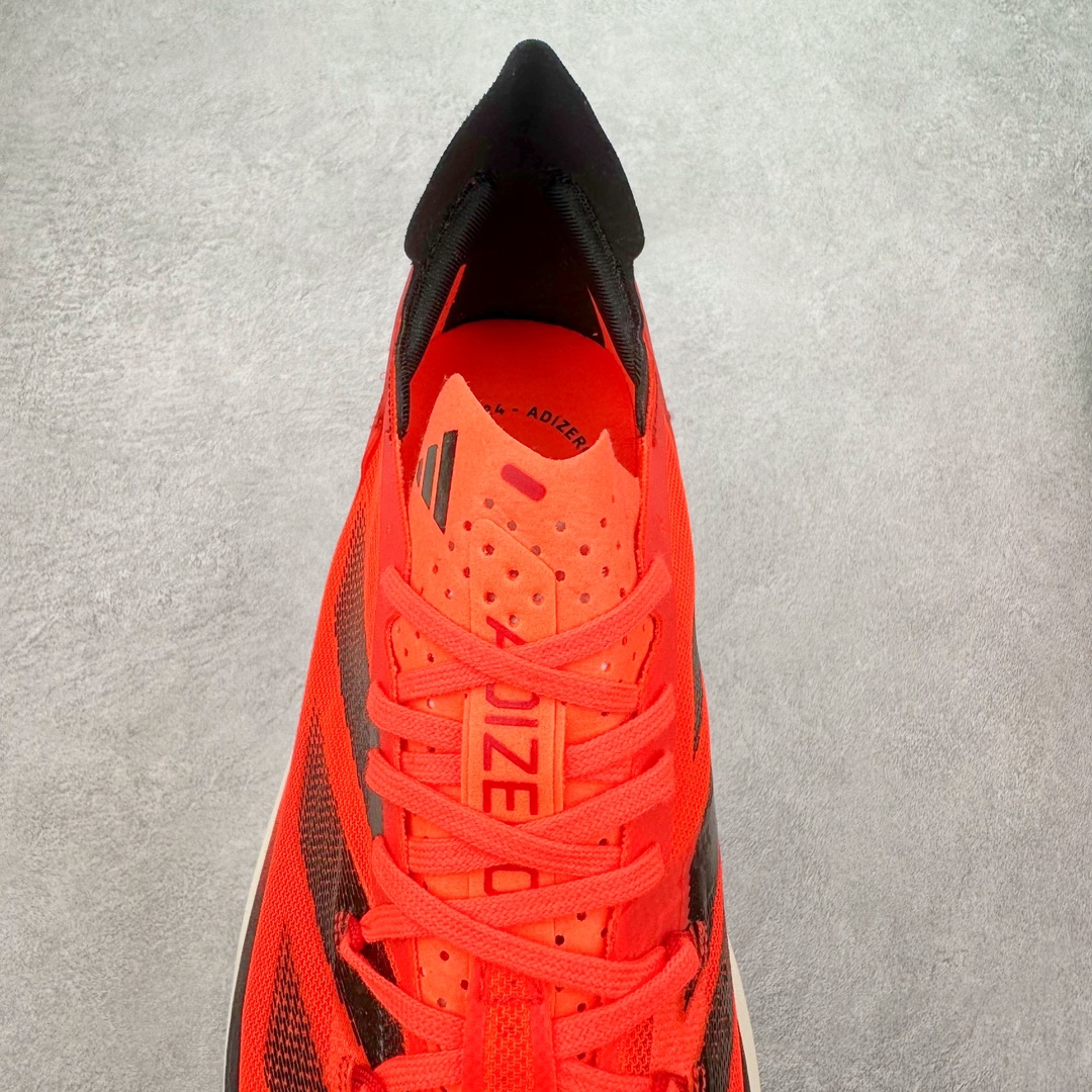 图片[5]-AD Adizero Adios Pro 3 马拉松竞速专业跑鞋 ID3634 CELERMESH针织网面非常轻薄 纤维间的缝隙很大 可以保证跑步时的透气、排汗效果 鞋舌直接与两侧的内衬和鞋底连接在一起 在跑步过程中不会被鞋舌的左右移动所困扰 在标准鞋带孔的基础上再拓宽一组鞋带孔 适合不同脚型的需求 突破性 EnergyRods 技术，有助于跑者实现更好的成绩 中底独特的LIGHTSTRIKE PRO泡棉材质 微弹感觉在跑步过程中给予了良好的支撑体验 对于顶级精英和高水平进阶跑者来说 ADIOS PRO是一双值得信赖的竞速比赛用鞋 尺码：36 36.5 37.5 38 38.5 39 40 40.5 41 42 42.5 43 44 44.5 45-选品中心