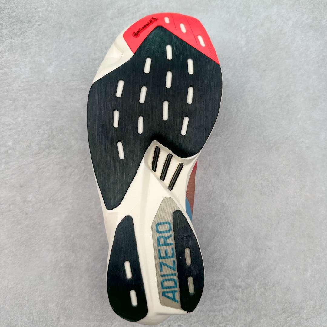 图片[9]-AD Adizero Adios Pro 3 马拉松竞速专业跑鞋 ID3634 CELERMESH针织网面非常轻薄 纤维间的缝隙很大 可以保证跑步时的透气、排汗效果 鞋舌直接与两侧的内衬和鞋底连接在一起 在跑步过程中不会被鞋舌的左右移动所困扰 在标准鞋带孔的基础上再拓宽一组鞋带孔 适合不同脚型的需求 突破性 EnergyRods 技术，有助于跑者实现更好的成绩 中底独特的LIGHTSTRIKE PRO泡棉材质 微弹感觉在跑步过程中给予了良好的支撑体验 对于顶级精英和高水平进阶跑者来说 ADIOS PRO是一双值得信赖的竞速比赛用鞋 尺码：36 36.5 37.5 38 38.5 39 40 40.5 41 42 42.5 43 44 44.5 45-选品中心
