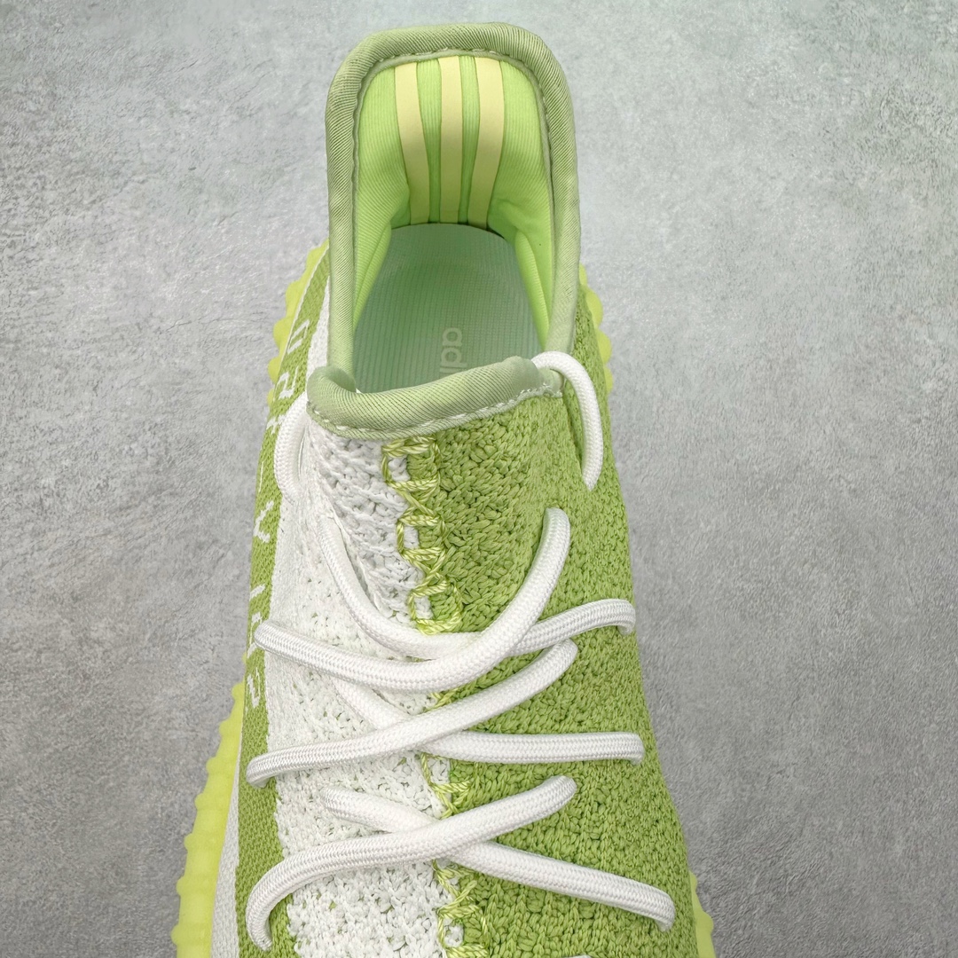 图片[5]-Yeezy Boost 350 V2 系列得物定制球鞋 涂鸦配色 全套原楦 原纸版 原鞋开模完美打造 采用辰元飞织鱼丝网原厂面 非进口机台 大底原厂半透明RB巴斯夫满钉大底 原厂东莞百宏3M反光鞋带 质感一致 原厂鑫成新粉原鞋垫 LOGO胶浆印花 钛金针与高士马克线针车精工打造 一切遵循原厂指令单采购同源原材 采购全套原厂进口材料 尺码：36 36.5 37 38 38.5 39 40 40.5 41 42 42.5 43 44 44.5 45 46 47-选品中心