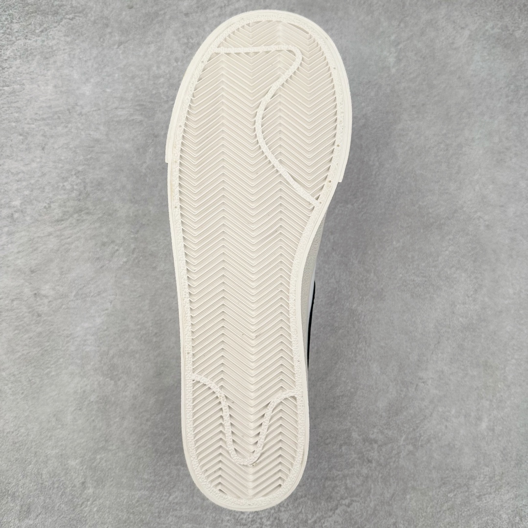 图片[9]-NK Blazer Low \’1977 VNTG SS经典开拓者低帮百搭休闲厚底运动板鞋 采用环保材料的大底 独特的鞋面连者鞋底印刷 演绎出了这个配色的独特风格 眼前的新设计选用皮质 配出当下流行的阴阳元素 呈现属于现代潮流的美感 尺码：36 36.5 37.5 38 38.5 39 40 40.5 41 42 42.5 43 44 44.5 45-选品中心