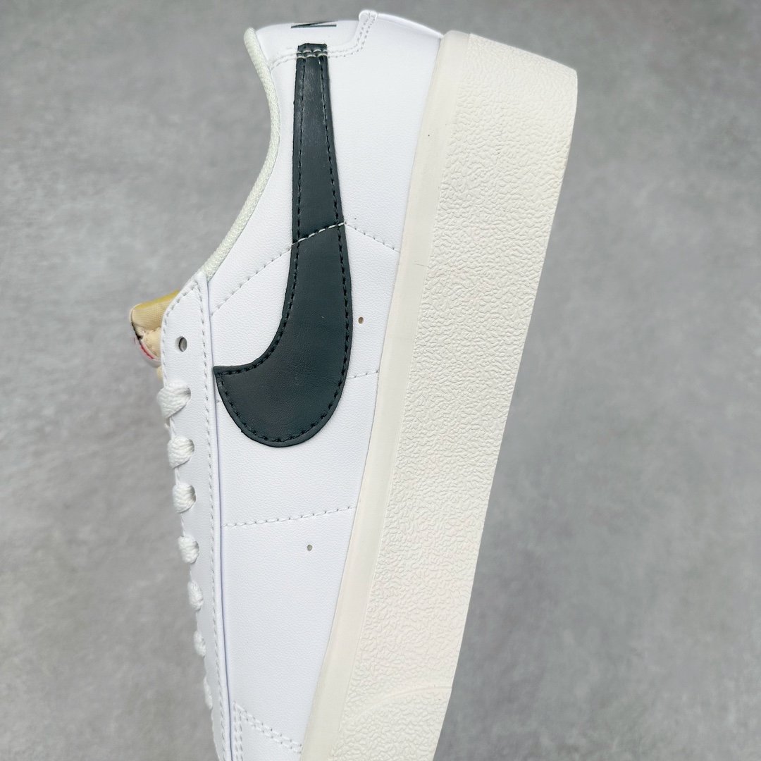 图片[7]-NK Blazer Low \’1977 VNTG SS经典开拓者低帮百搭休闲厚底运动板鞋 采用环保材料的大底 独特的鞋面连者鞋底印刷 演绎出了这个配色的独特风格 眼前的新设计选用皮质 配出当下流行的阴阳元素 呈现属于现代潮流的美感 尺码：36 36.5 37.5 38 38.5 39 40 40.5 41 42 42.5 43 44 44.5 45-选品中心