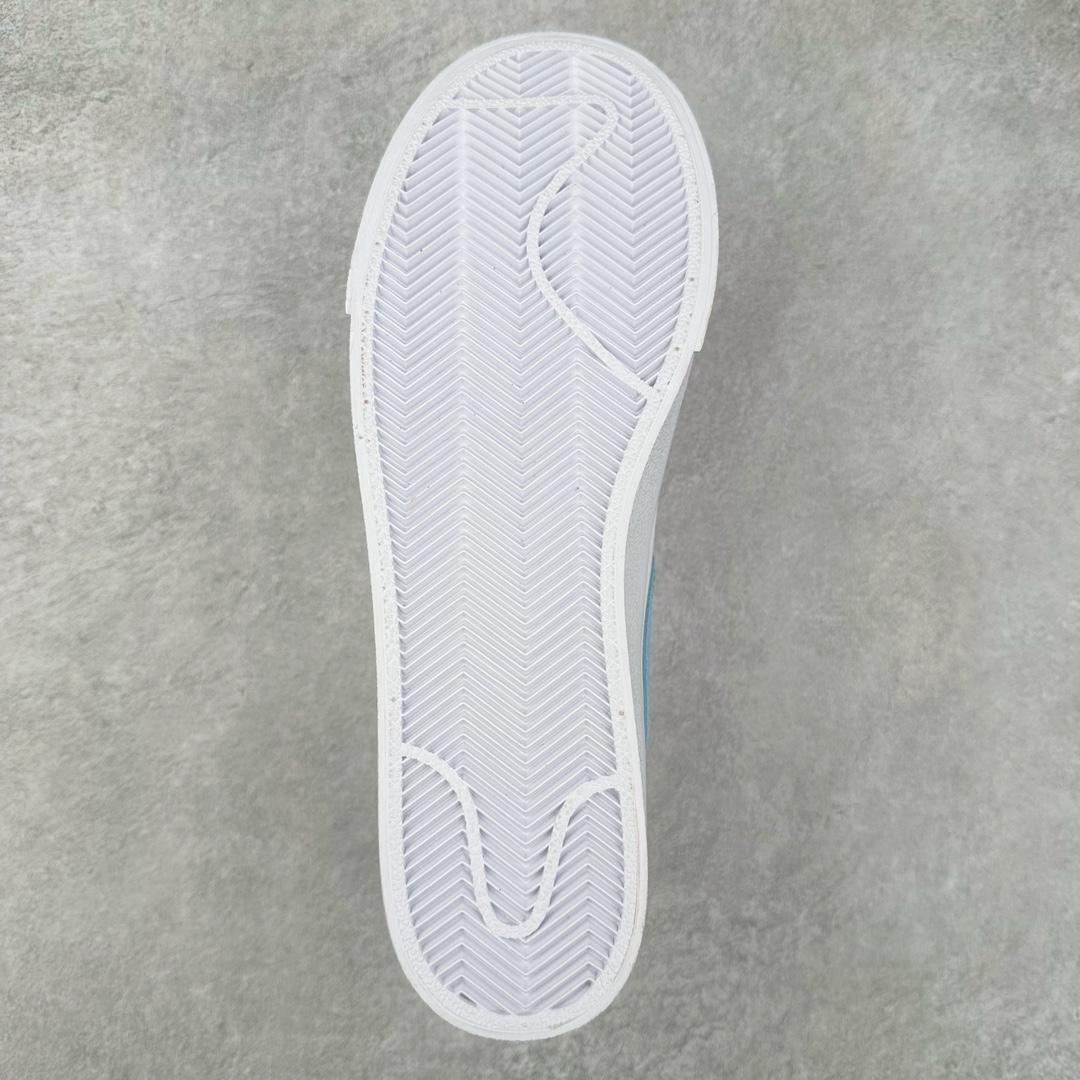 图片[9]-NK Blazer Low \’1977 VNTG SS经典开拓者低帮百搭休闲厚底运动板鞋 采用环保材料的大底 独特的鞋面连者鞋底印刷 演绎出了这个配色的独特风格 眼前的新设计选用皮质 配出当下流行的阴阳元素 呈现属于现代潮流的美感 尺码：36 36.5 37.5 38 38.5 39 40 40.5 41 42 42.5 43 44 44.5 45-选品中心