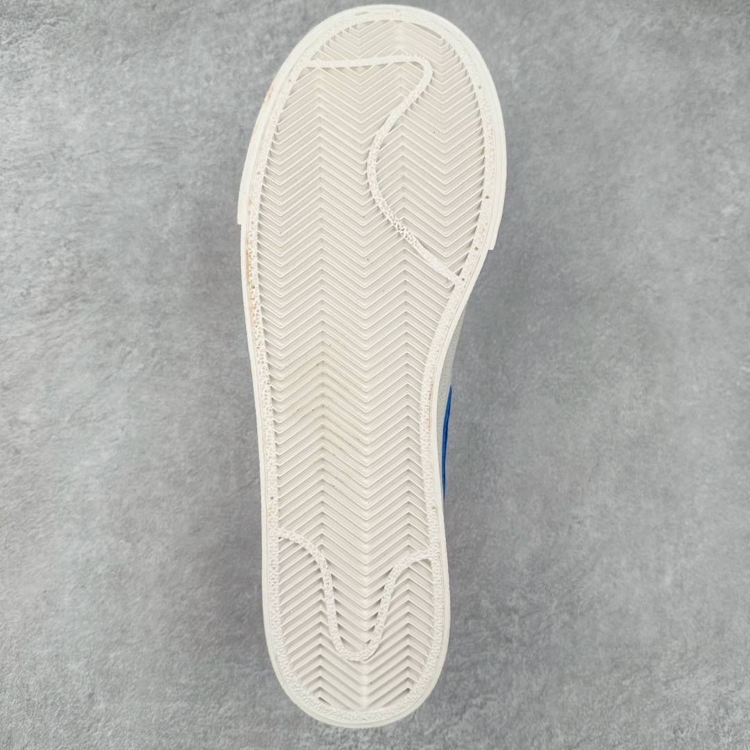 图片[9]-NK Blazer Low \’1977 VNTG SS经典开拓者低帮百搭休闲厚底运动板鞋 采用环保材料的大底 独特的鞋面连者鞋底印刷 演绎出了这个配色的独特风格 眼前的新设计选用皮质 配出当下流行的阴阳元素 呈现属于现代潮流的美感 尺码：36 36.5 37.5 38 38.5 39 40 40.5 41 42 42.5 43 44 44.5 45-选品中心