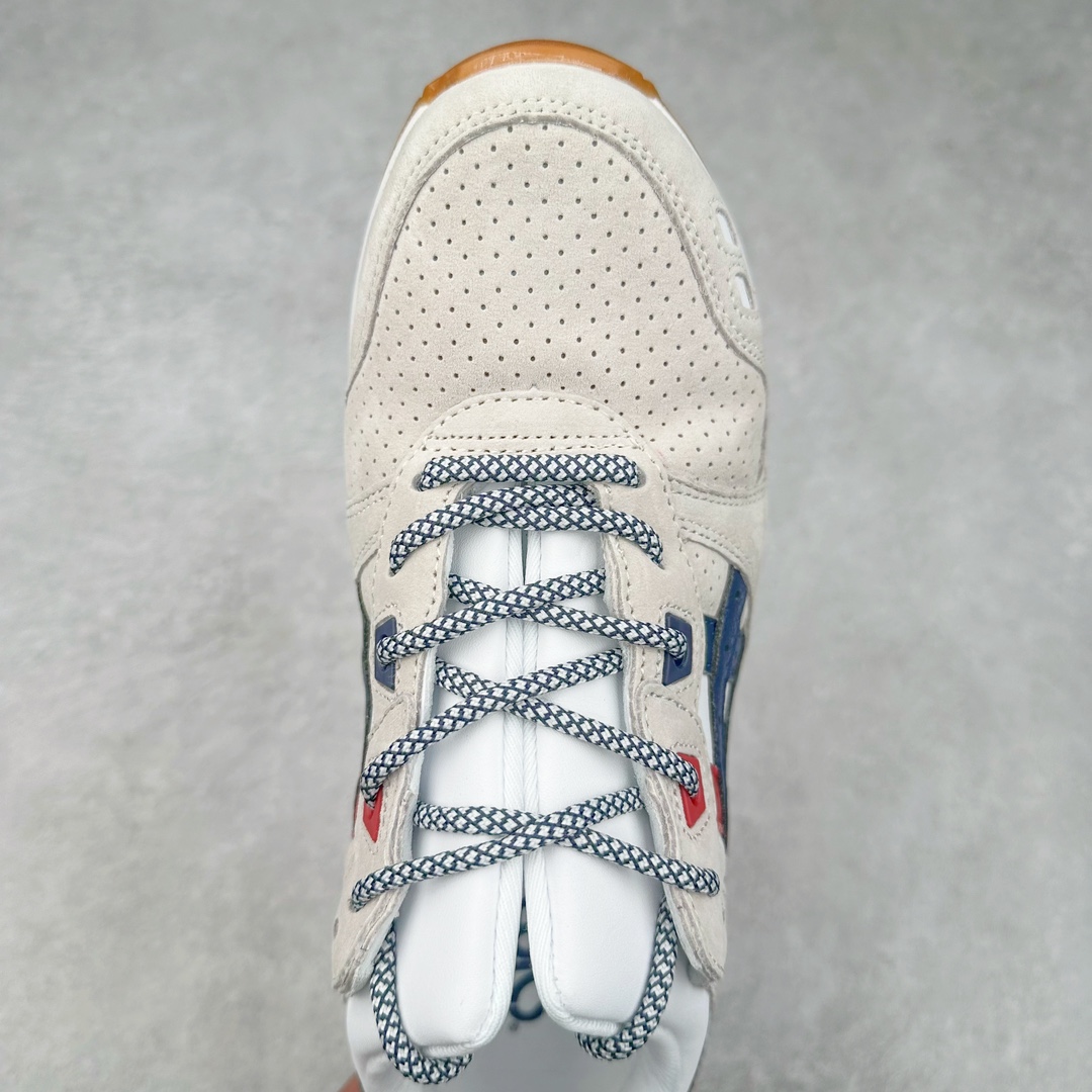 图片[4]-＃纯原福利 Asics Gel-Lyte III 亚瑟士3代系列低帮经典复古休闲运动跑步鞋 伴随着复古跑鞋的再度盛行，让不少运动品牌都将自家经典鞋款重新带回，ASICS 亚瑟士这两年受到众多球鞋爱好者追捧。近期，ASICS 亚瑟士以自己经典的 GEL-LYTE III OG 为蓝本推出了两双全新配色。第一双选择了灰色、藏蓝色和蒂芙尼蓝色拼接呈现，随之妆点一抹粉色，使整双鞋低调又不失细节。材质选择了大面积麂皮与网眼面料打造，保证了质感与透气性兼备。最后以略微泛黄的中底收尾，完善整体设计。另一双以深浅不同的卡其色打造鞋身，缀以淡紫色丰富鞋身细节，想必第一双会更加适合女生上脚。用料与上一双完全相同，提供了优秀的质感。尺码：36 37 37.5 38 39 39.5 40 40.5 41.5 42 42.5 43.5 44 45-选品中心