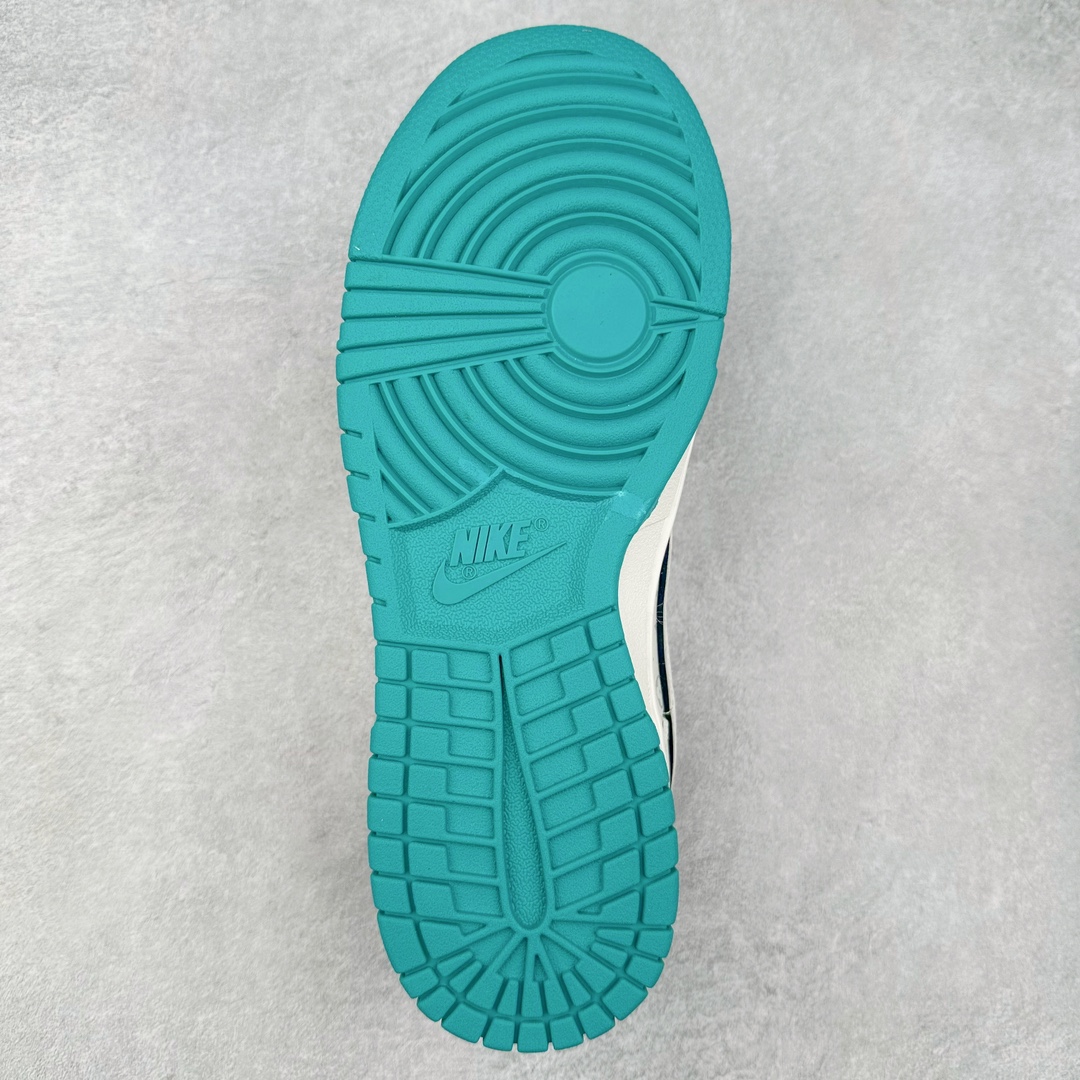 图片[9]-NK Dunk Low 定制配色 SJ2068-240 大厂出品 极力推荐 原装头层材料 独家版型蒸餾加工帶來的是更好的视觉和脚感体验大厂纯原品质出货 清洁度 电绣工艺 皮料切割干净无任何毛边 细节完美 尺码：36 36.5 37.5 38 38.5 39 40 40.5 41 42 42.5 43 44 44.5 45 46 47.5-选品中心