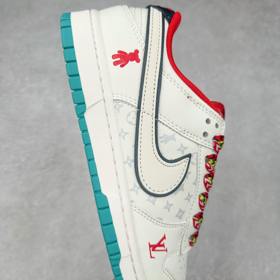 图片[6]-NK Dunk Low 定制配色 SJ2068-240 大厂出品 极力推荐 原装头层材料 独家版型蒸餾加工帶來的是更好的视觉和脚感体验大厂纯原品质出货 清洁度 电绣工艺 皮料切割干净无任何毛边 细节完美 尺码：36 36.5 37.5 38 38.5 39 40 40.5 41 42 42.5 43 44 44.5 45 46 47.5-选品中心