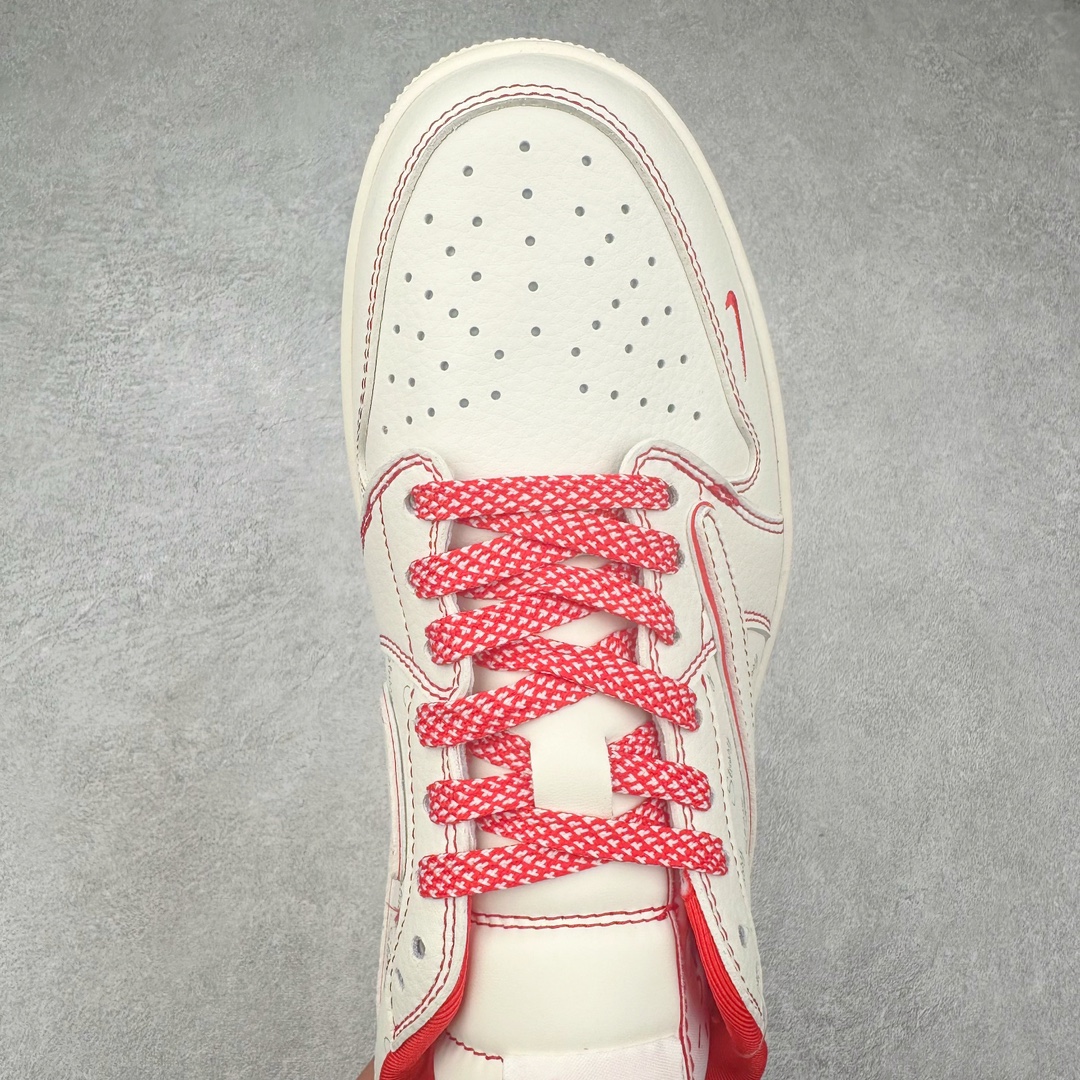 图片[4]-TS x Air Jordan AJ1 Low 倒钩低帮联名定制配色 SJ2068-116 原厂内置气垫魔块 A模大底 头层小牛皮 鞋舌AJ原厂专用牛津布+AJ专用反口珍珠布+原厂无杂质高弹内里海棉+特殊封边弹力鞋带 尺码：36 36.5 37.5 38 38.5 39 40 40.5 41 42 42.5 43 44 44.5 45 46 47.5-选品中心