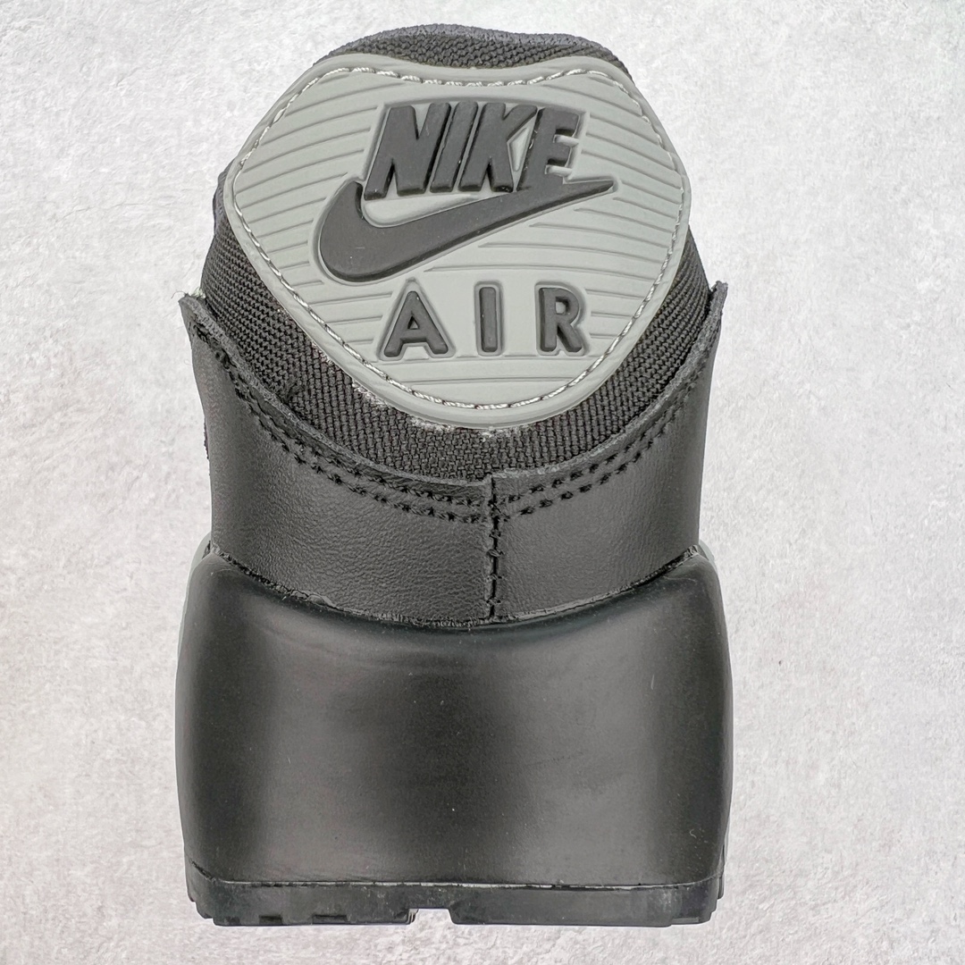 图片[8]-＃MX版 NK Air MAX 90 气垫复古减震跑步鞋 FD5810-001 经典重温 独家陆续补货 外单专供大厂出品 品质稳定 一百余色 终端操作 Air Max 90于1990年推出 来自Air Max系列 在Air Max 1的基础上改进而得 增加了气垫面积 外型上也更为流线 最特別的就是加入了菱纹塑胶嵌板 为Air Max 90增添了许多潮流气息 皮革鞋面 造就出色耐穿性和支撑力 Max Air缓震配置搭配泡棉中底 令Air Max 90轻盈而舒适 华夫格橡胶外底 铸就Air Max 90非凡的抓地力 而Air Max 90不仅是一双跑鞋 它成功跨越了时间的演进 成为了球鞋文化与潮流圈中最熟为人知的鞋款之一 尺码：36 36.5 37.5 38 38.5 39 40 40.5 41 42 42.5 43 44 44.5 45-选品中心