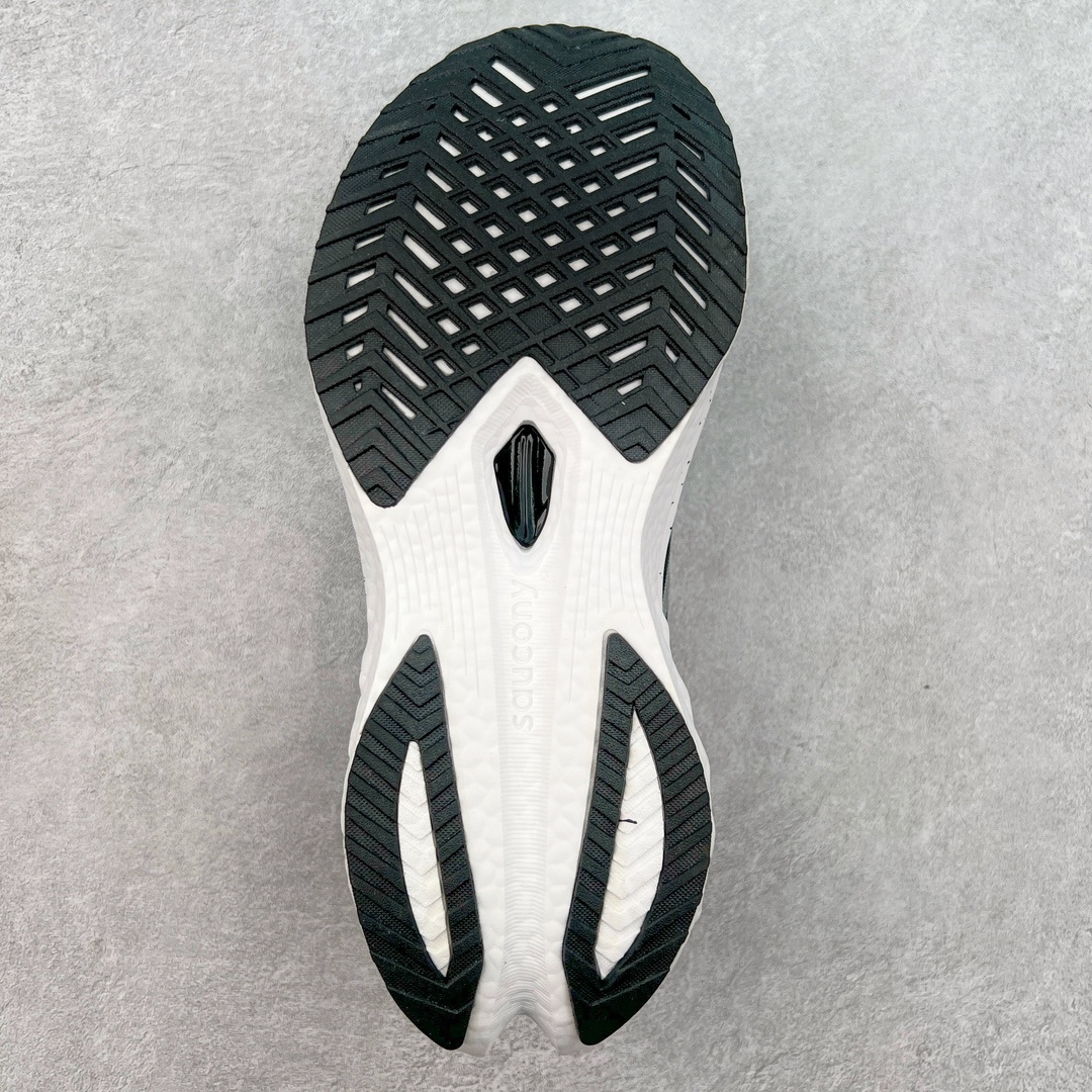 图片[9]-慢跑鞋中的劳斯莱斯 Saucony Endorphin Speed 索康尼啡速4代舒适织物低帮训练跑步鞋 尼龙板厚底竞速训练鞋 #原数据开发纸版楦型 #采用工学透气针织布鞋面材质 #内嵌3D环绕包裹缓震鞋垫 #外置镂空XT-900防滑橡胶大底❗️ #啡速属于减配版，推进力较为温和，尼龙板刚性也不强，驾驭门槛较低，适合进阶跑者日常训练及短距离比赛，适合精英跑者竞速训练。 #中底采用加厚的 PWRRUN PB缓震泡棉，有效减少触地带来的冲击力，能量回馈高达90%，缓震和回弹表现出色。S型飞翼尼龙板结合快速滚动科技，提供推进力的同时，还加强了稳定支撑保护，前后掌过渡也更加流畅。 尺码：40 40.5 41 42 42.5 43 44 44.5 45 女鞋后续待出-选品中心